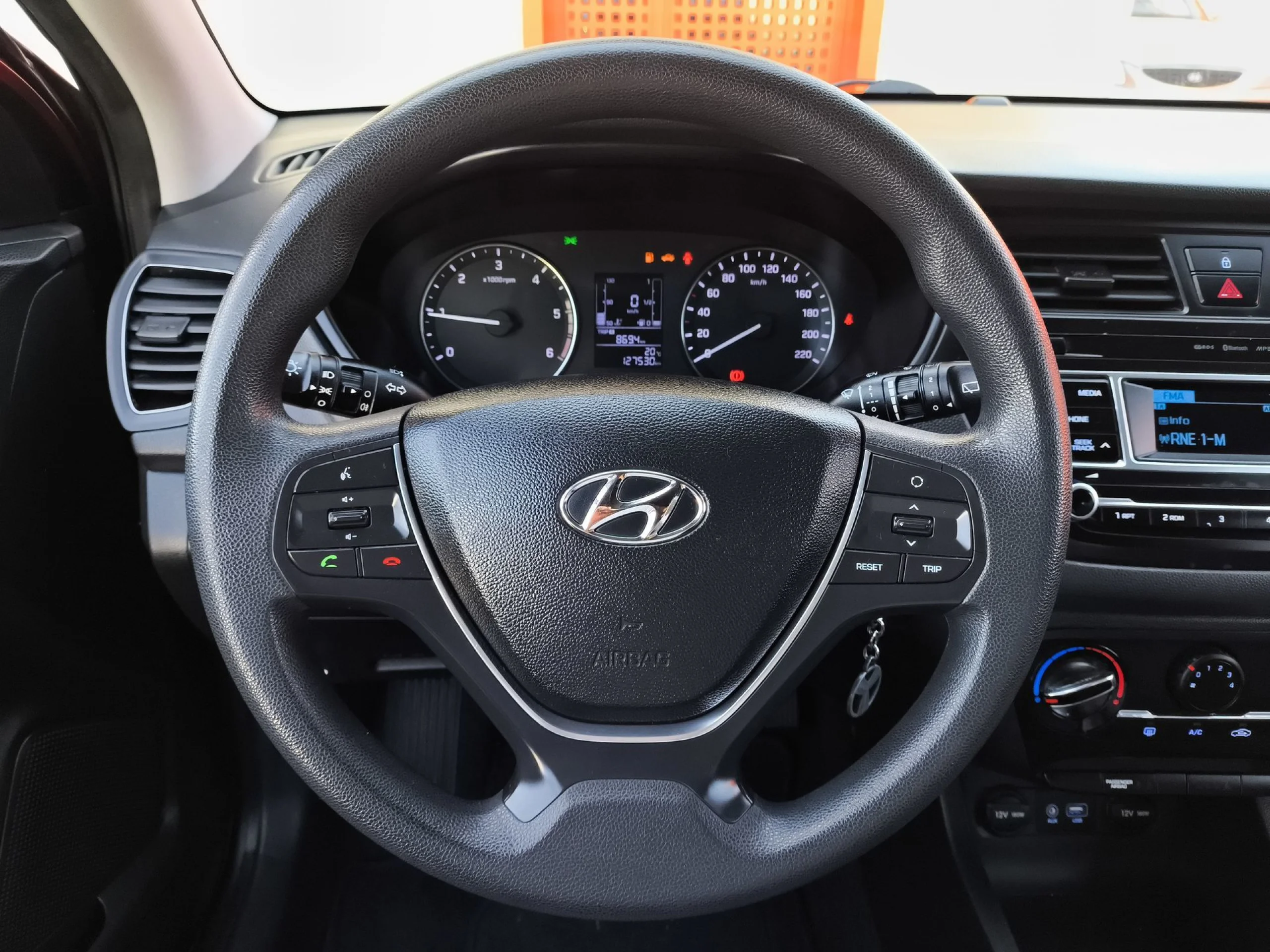 Hyundai I20 1.1 CRDI Essence 55 kW (75 CV) - Foto 12