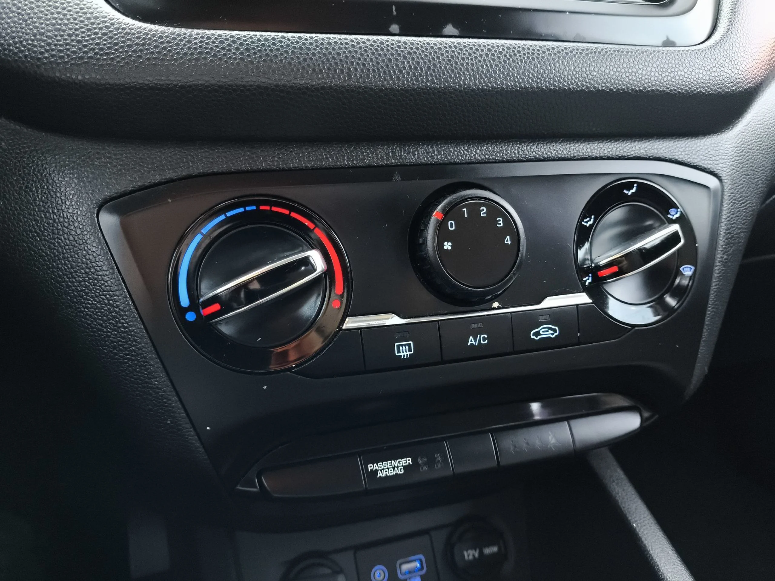 Hyundai I20 1.1 CRDI Essence 55 kW (75 CV) - Foto 15