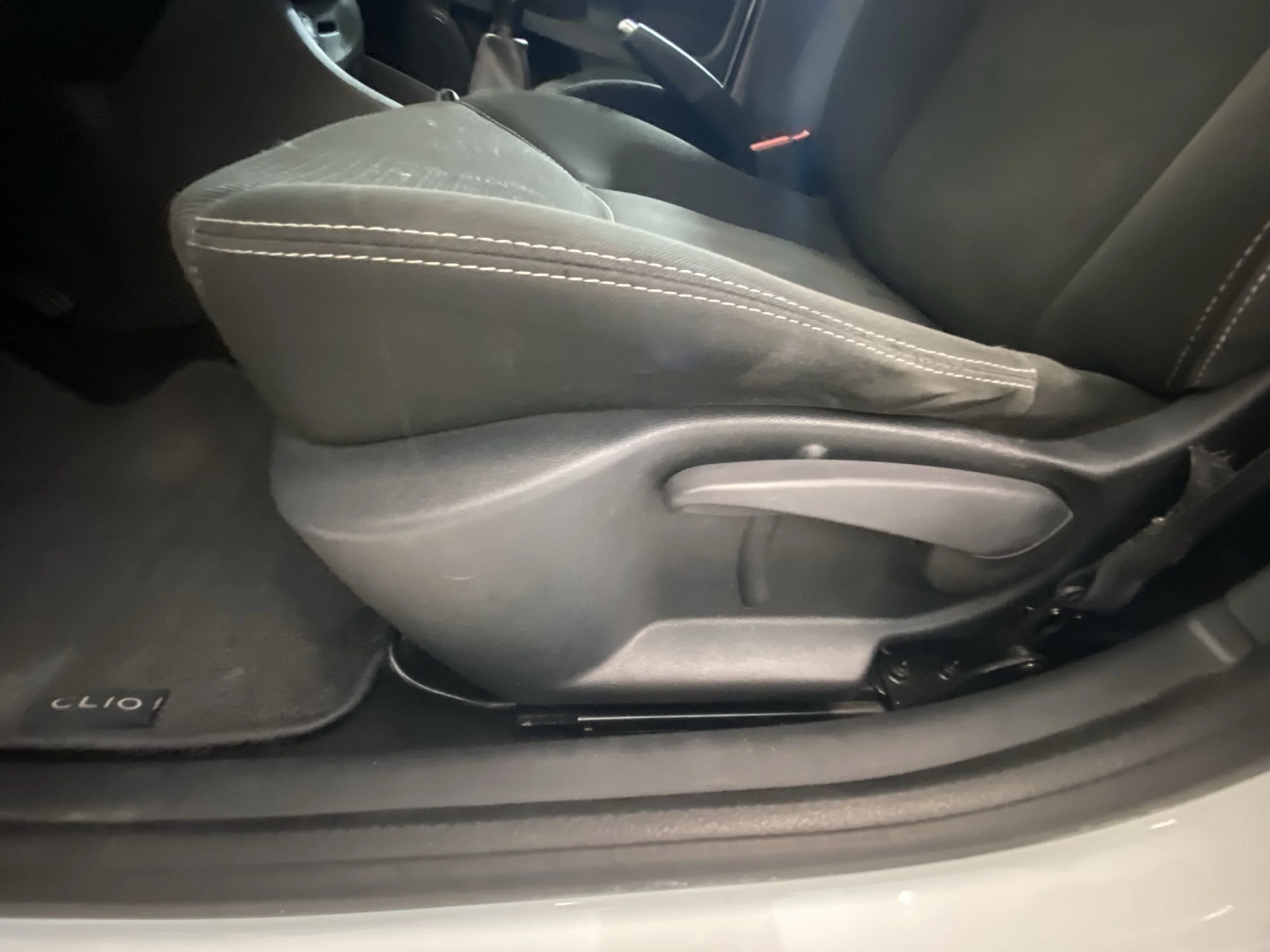 Renault Clio Business TCe 74 kW (100 CV) GLP - Foto 9