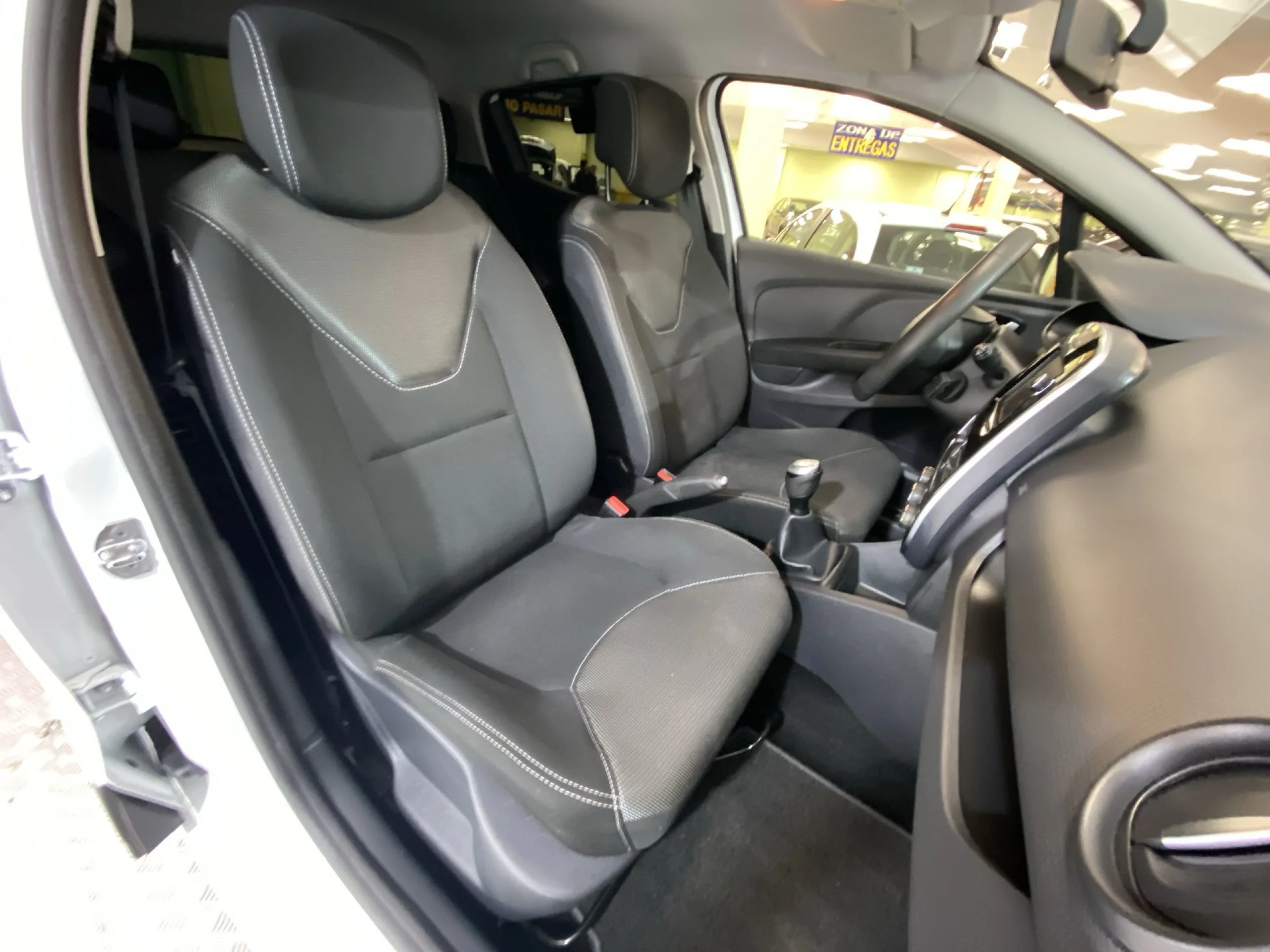 Renault Clio Business TCe 74 kW (100 CV) GLP - Foto 20