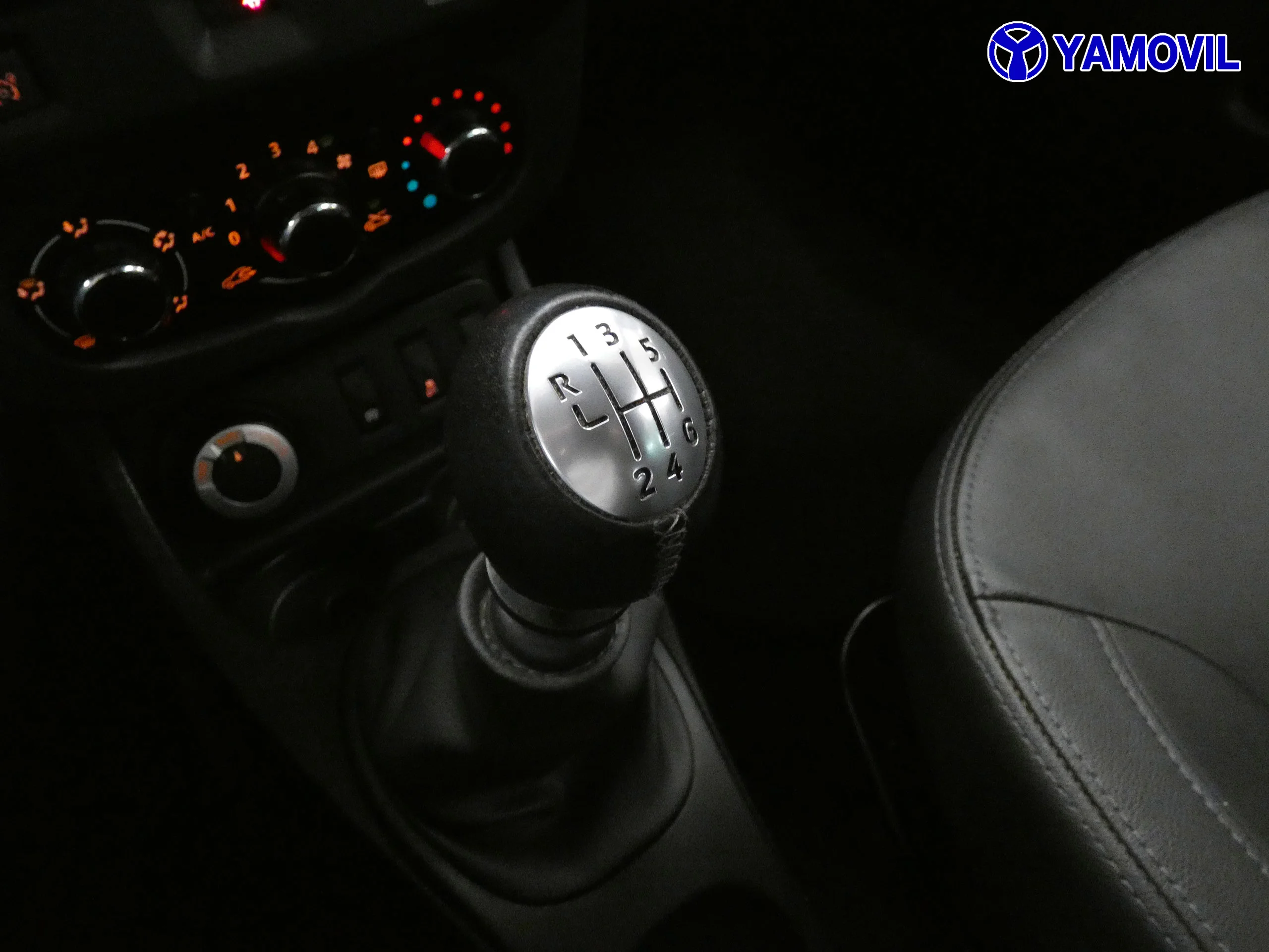 Dacia Duster LAUREATE TCE 4X4  - Foto 26