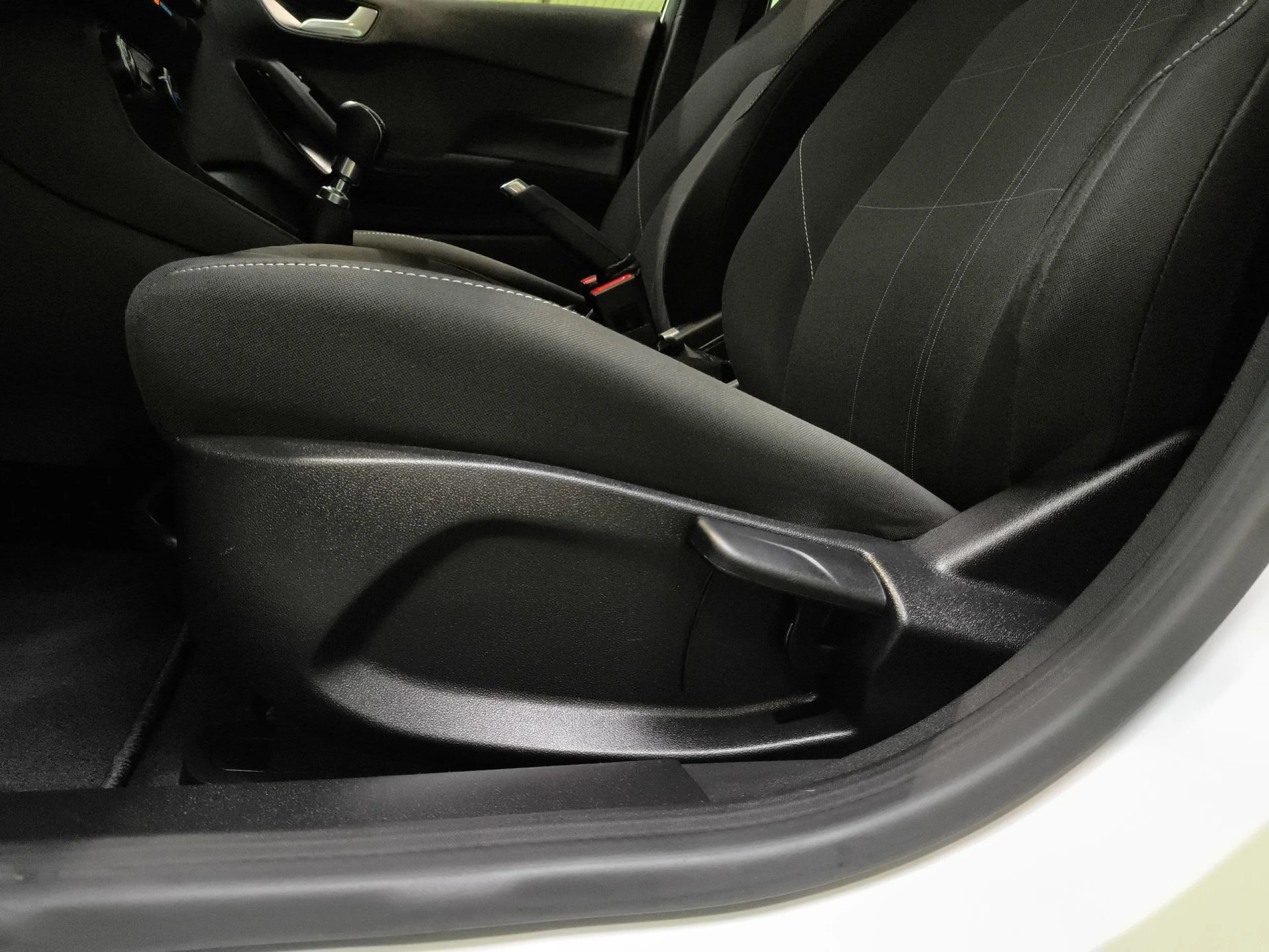 Ford Fiesta 1.0 EcoBoost SANDS Trend 70 kW (95 CV) - Foto 9