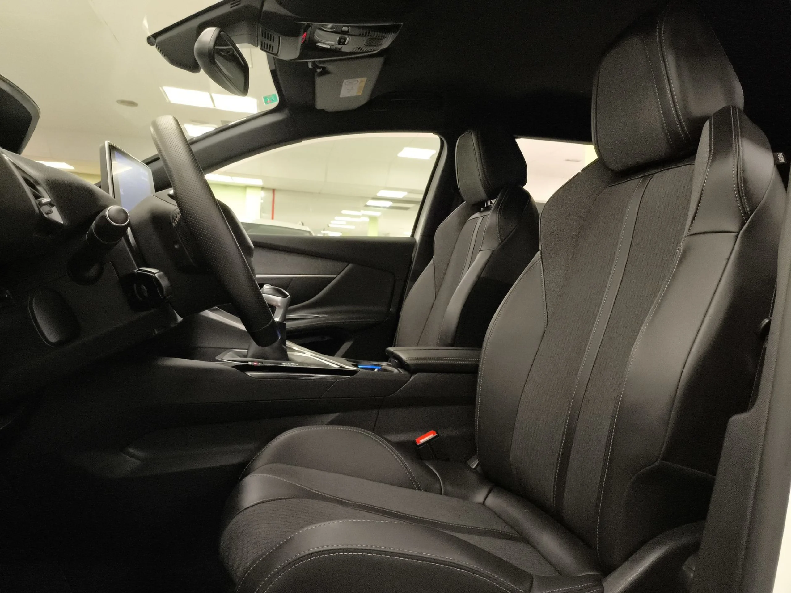 Peugeot 3008 PureTech 130 SANDS GT Line EAT8 96 kW (130 CV) - Foto 8