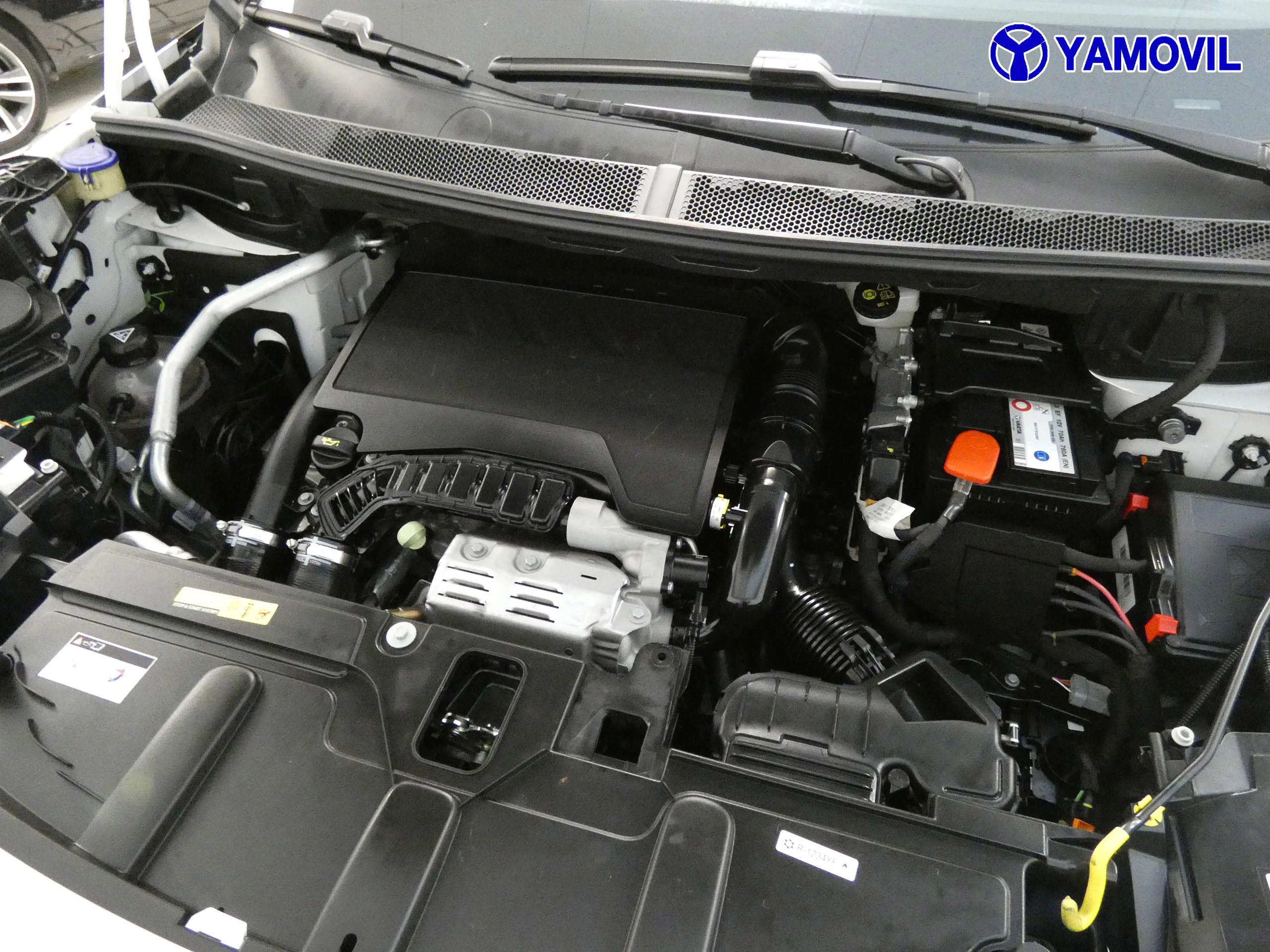 Peugeot 3008 1.2 PURETECH ALLURE - Foto 8