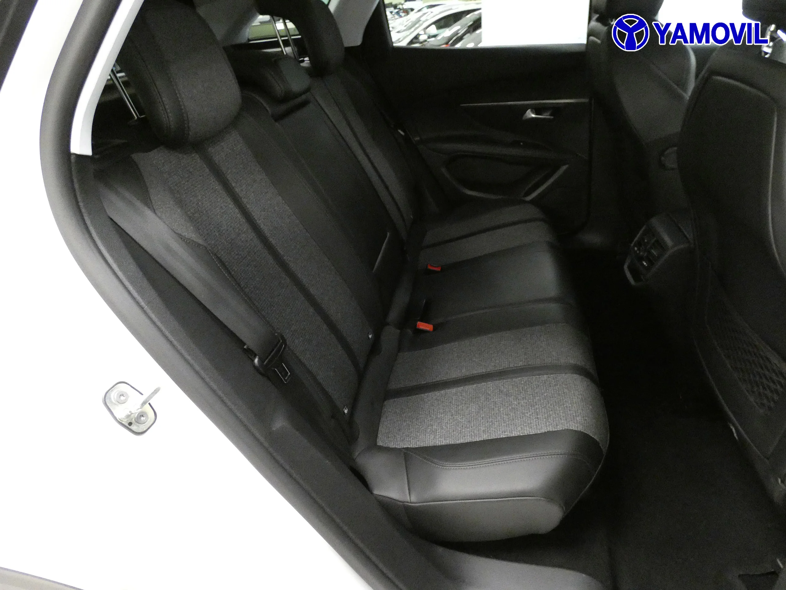 Peugeot 3008 1.2 PURETECH ALLURE - Foto 15