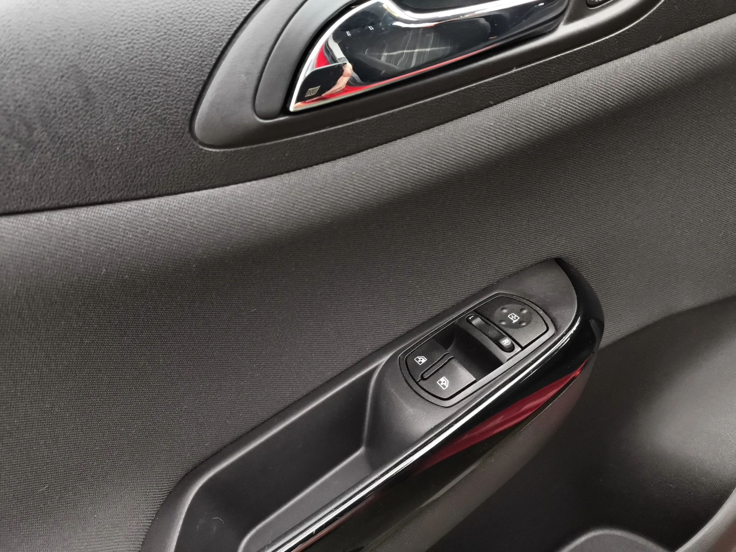 Opel Corsa 1.4 Design Line 66 kW (90 CV) - Foto 10