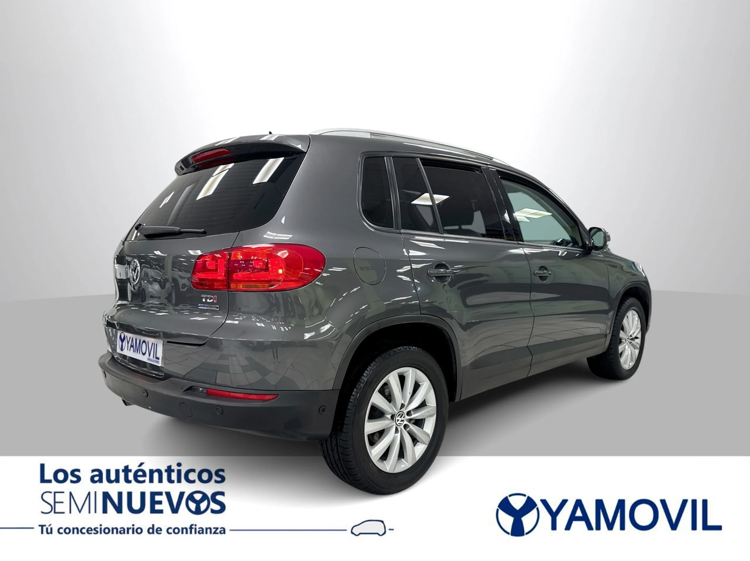 Volkswagen Tiguan T1 2.0 TDI BMT 4x2 81 kW (110 CV) - Foto 6