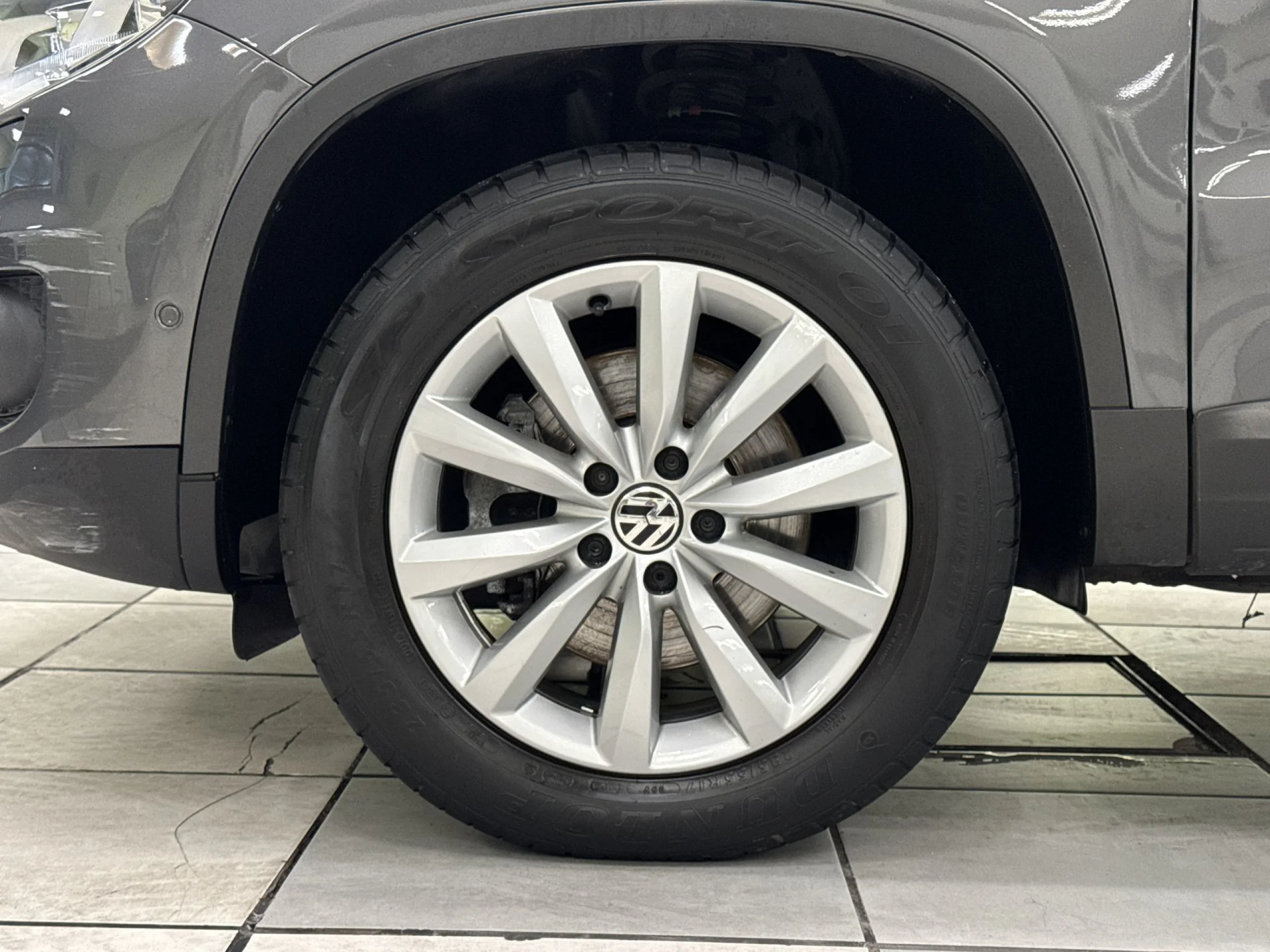 Volkswagen Tiguan T1 2.0 TDI BMT 4x2 81 kW (110 CV) - Foto 7