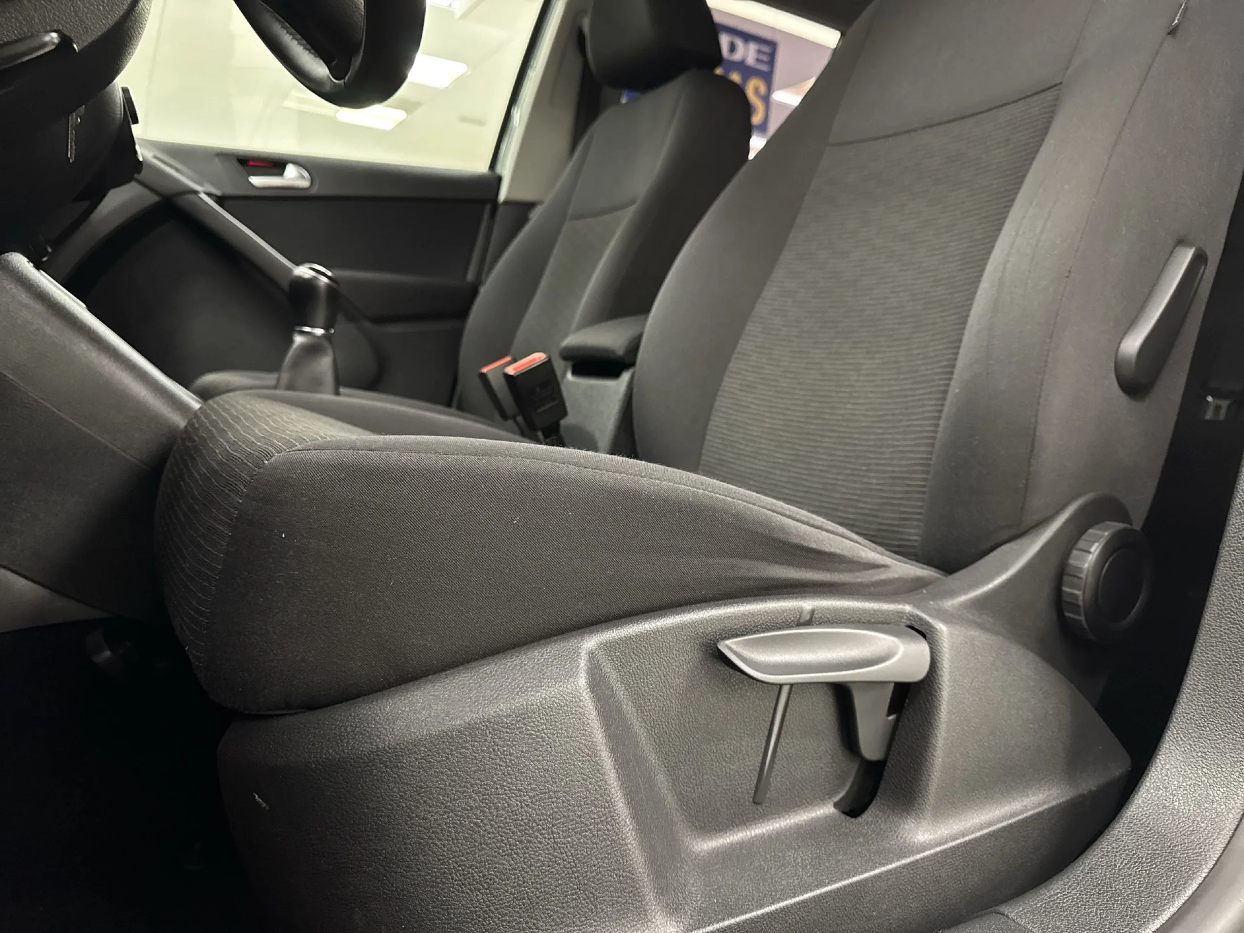 Volkswagen Tiguan T1 2.0 TDI BMT 4x2 81 kW (110 CV) - Foto 9