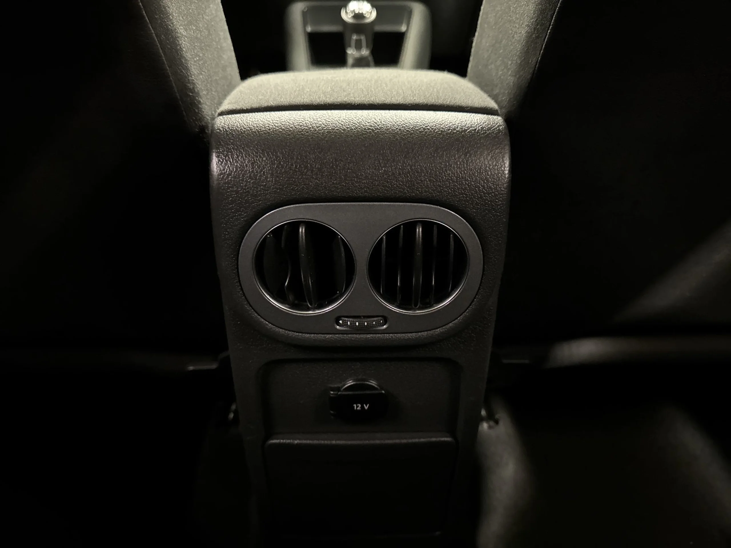 Volkswagen Tiguan T1 2.0 TDI BMT 4x2 81 kW (110 CV) - Foto 21