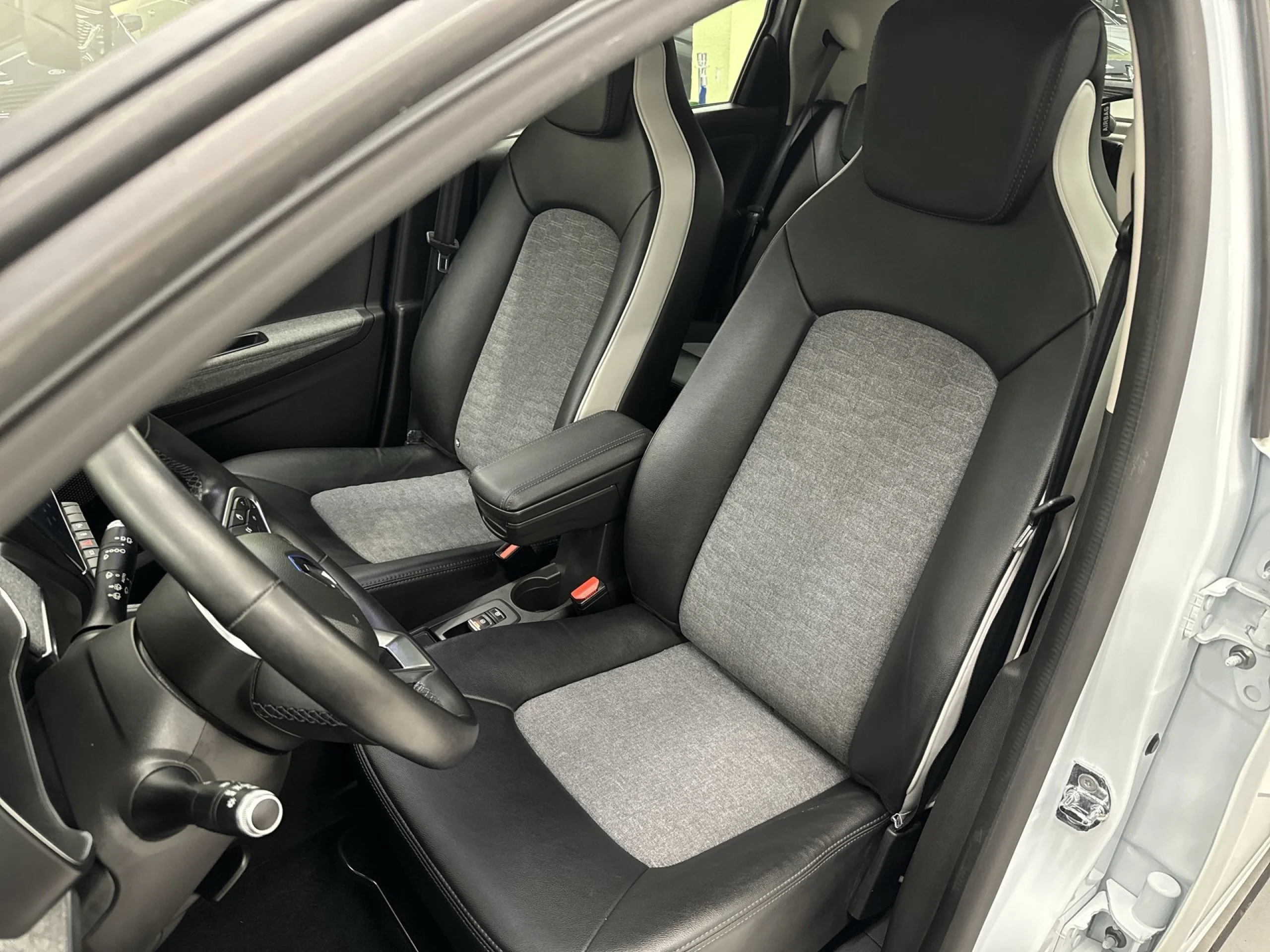 Renault Zoe Zen R135 50kWh Bateria 99 kW (135 CV) - Foto 8