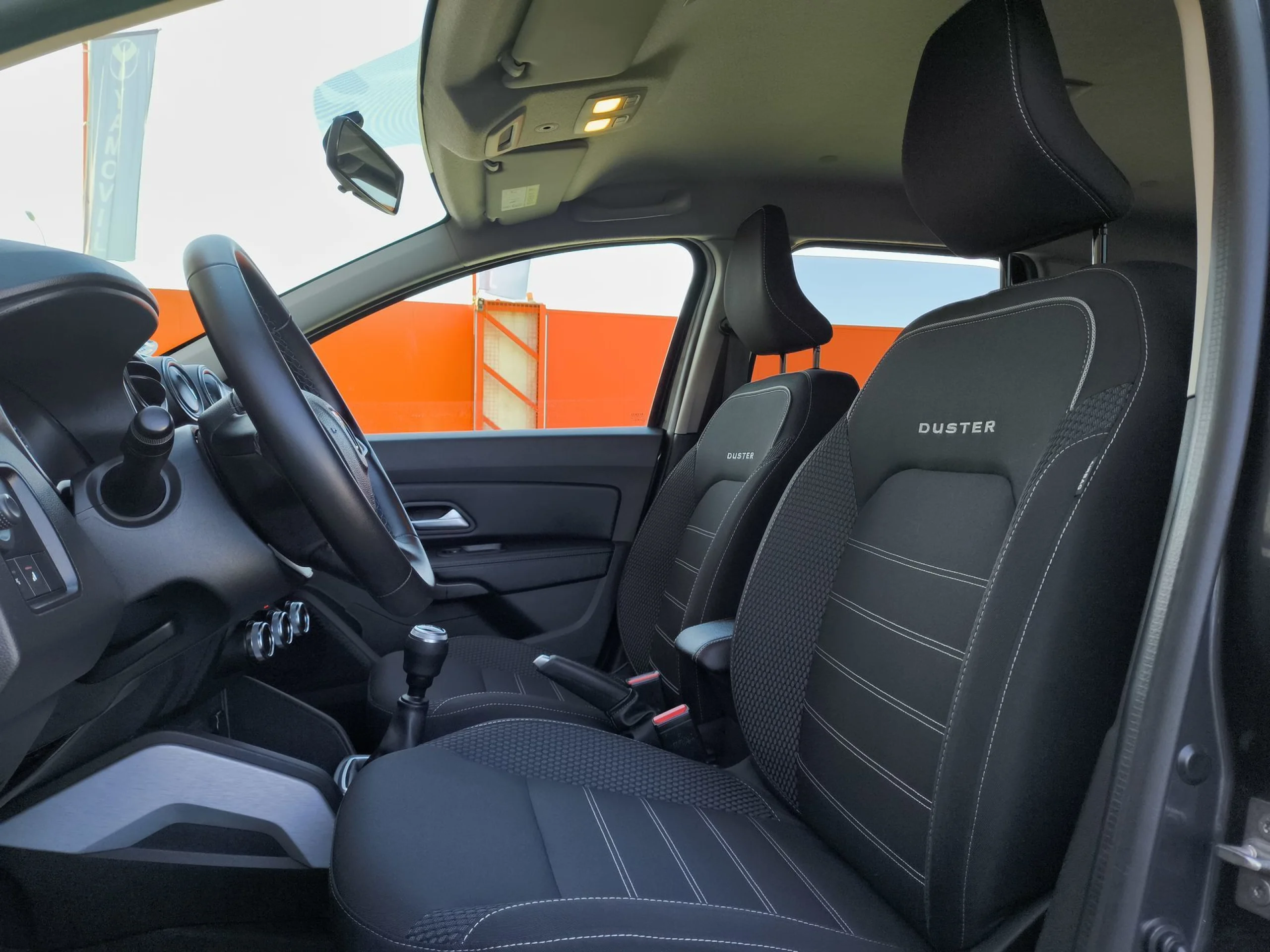 Dacia Duster Prestige TCE 66 kW (90 CV) 4X2 - Foto 8