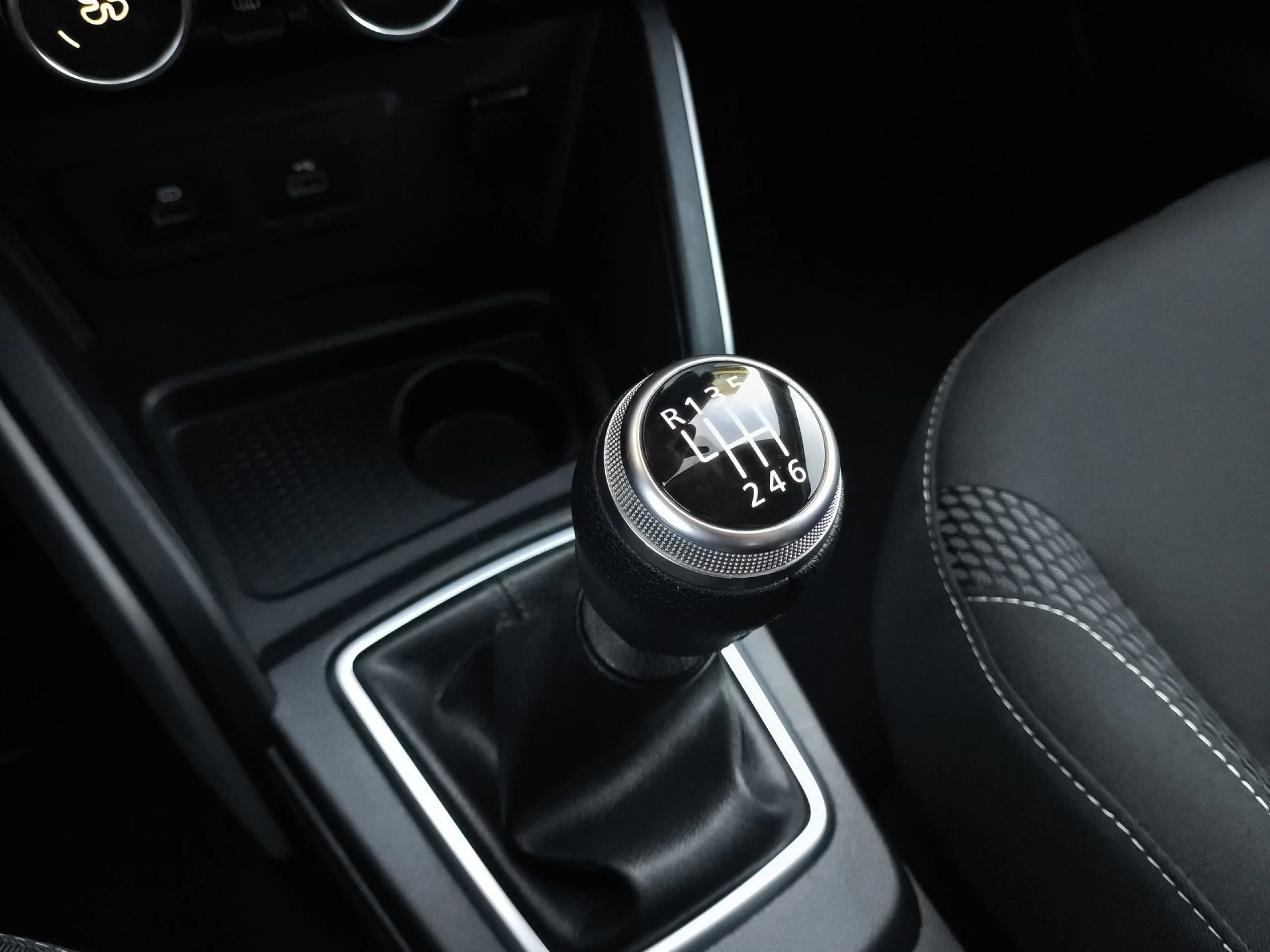 Dacia Duster Prestige TCE 66 kW (90 CV) 4X2 - Foto 20