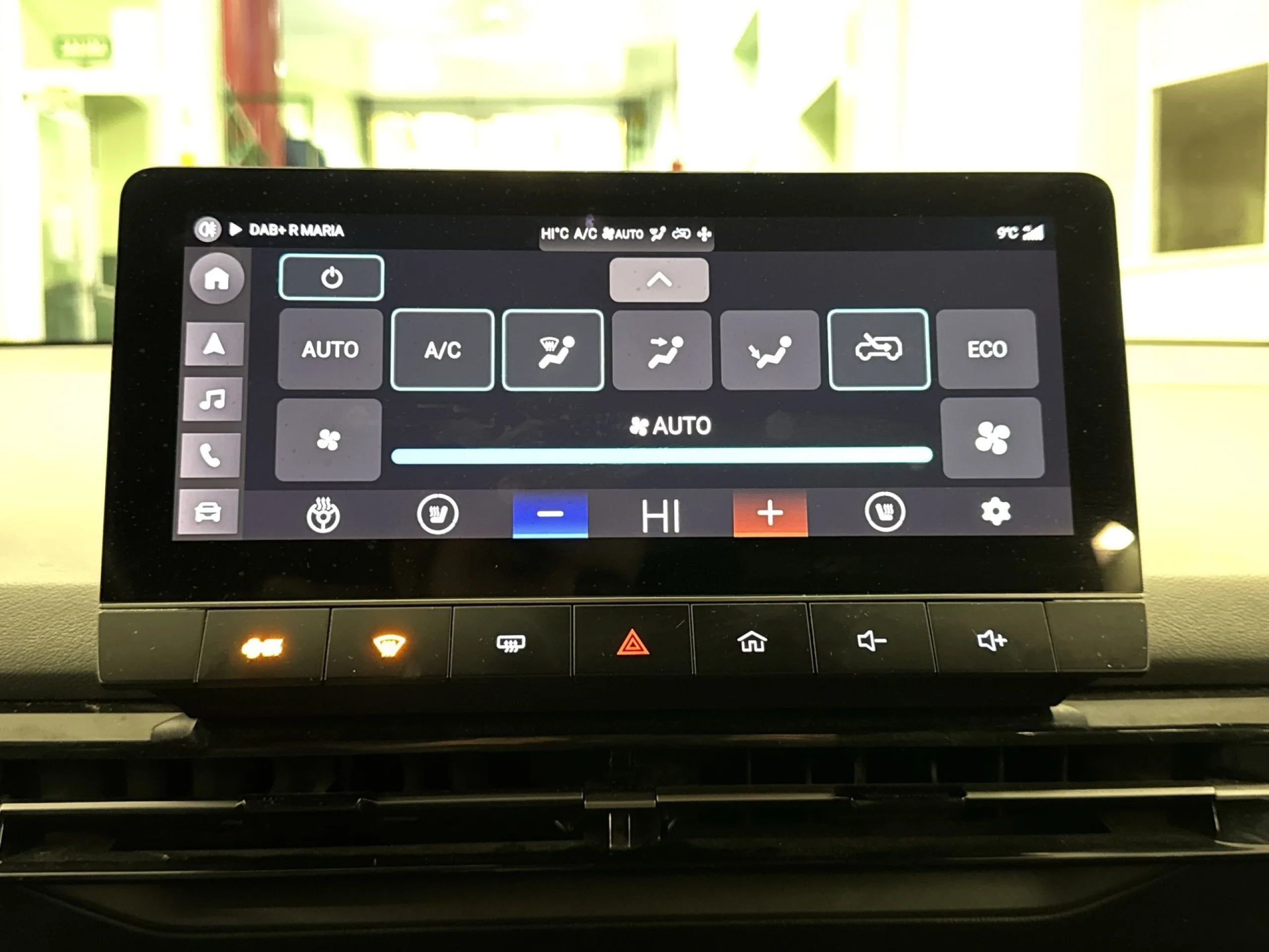 MG MG4 64kWh Luxury 150 kW (204 CV) - Foto 20