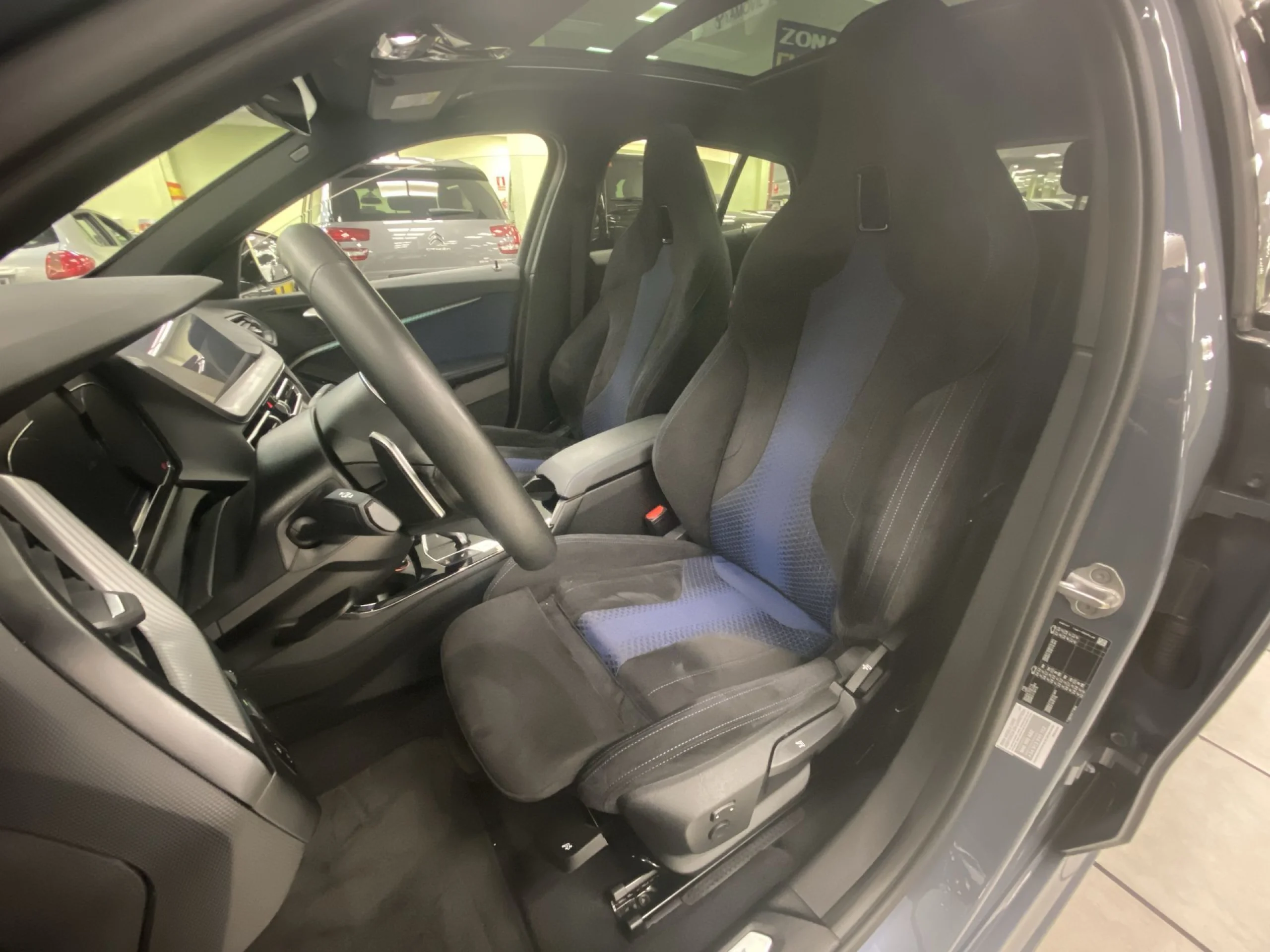 BMW Serie 1 EXECUTIVE PLUS AUTO PACK-M 150CV 5P. - Foto 8