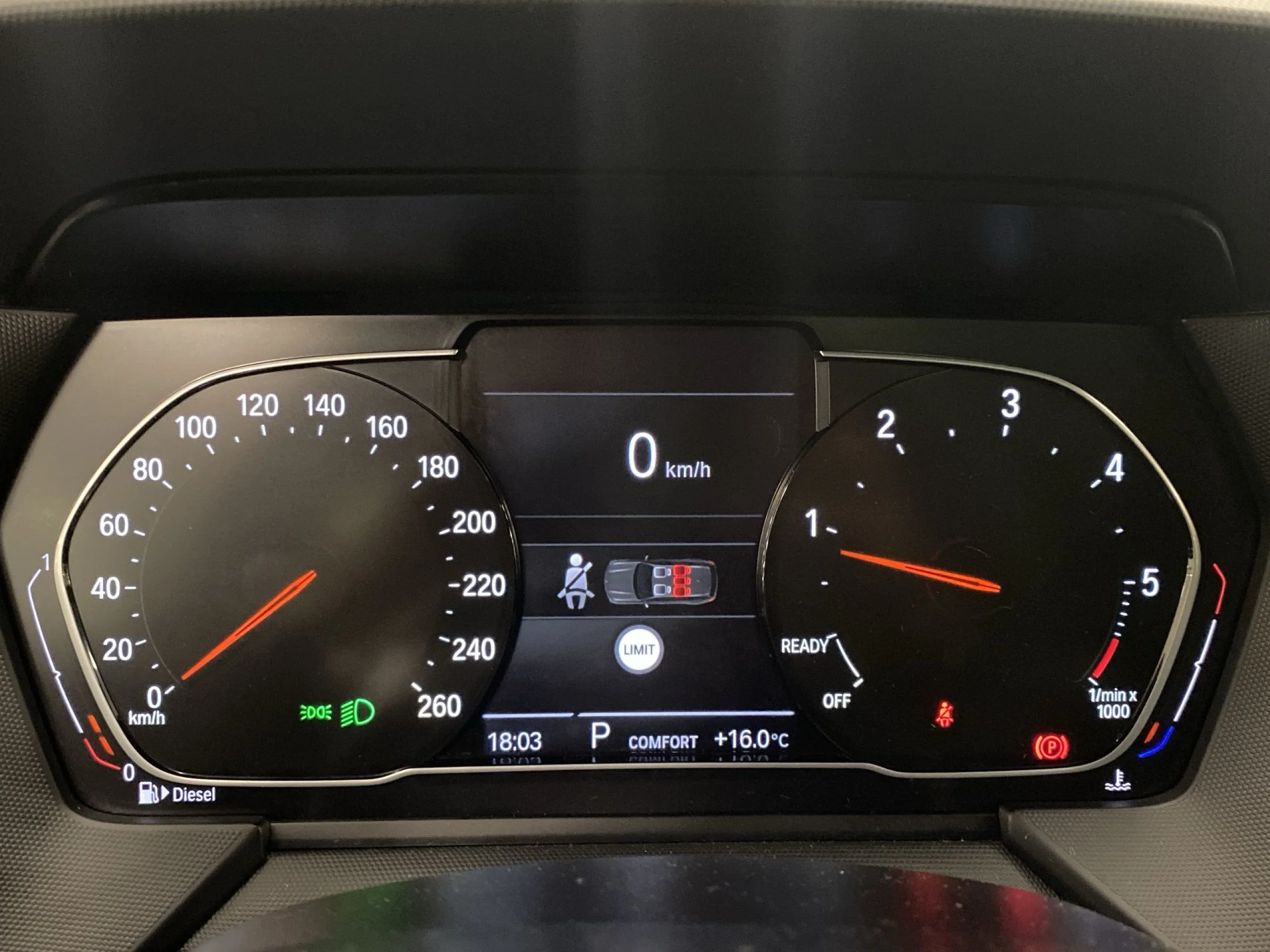 BMW Serie 1 EXECUTIVE PLUS AUTO PACK-M 150CV 5P. - Foto 12
