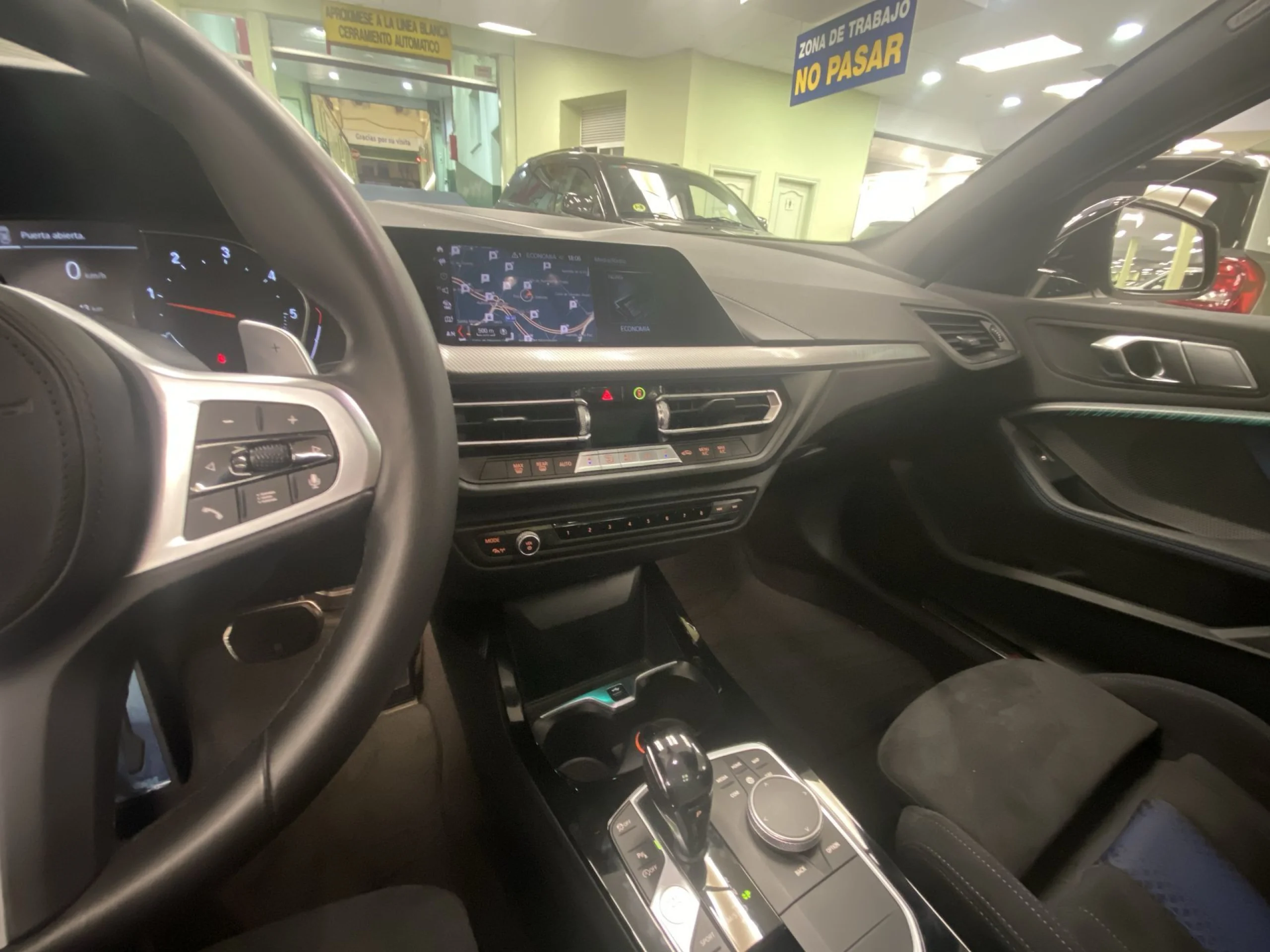 BMW Serie 1 EXECUTIVE PLUS AUTO PACK-M 150CV 5P. - Foto 18