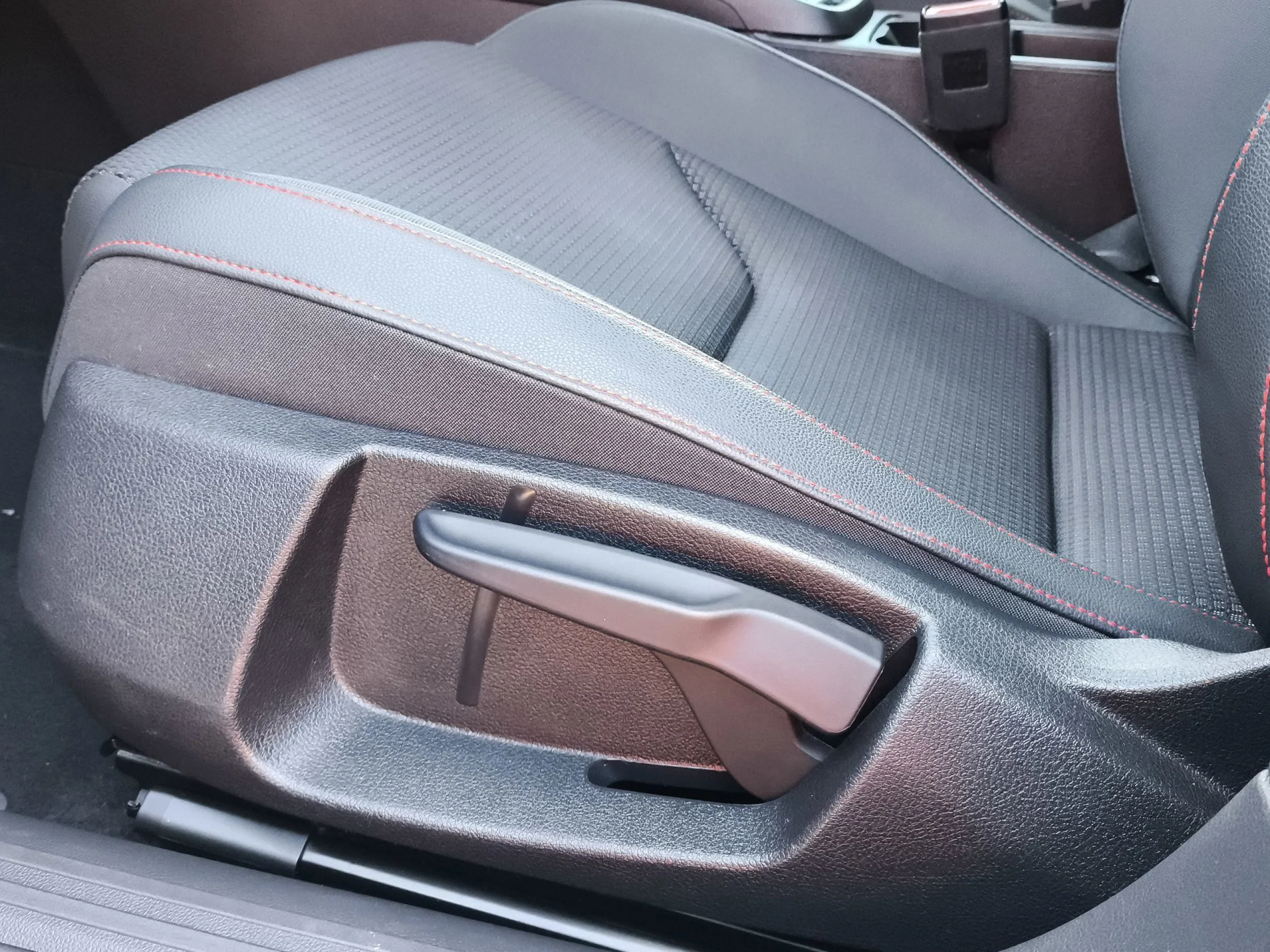 Seat León 1.5 TSI SANDS FR Edition 96 kW (130 CV) - Foto 9