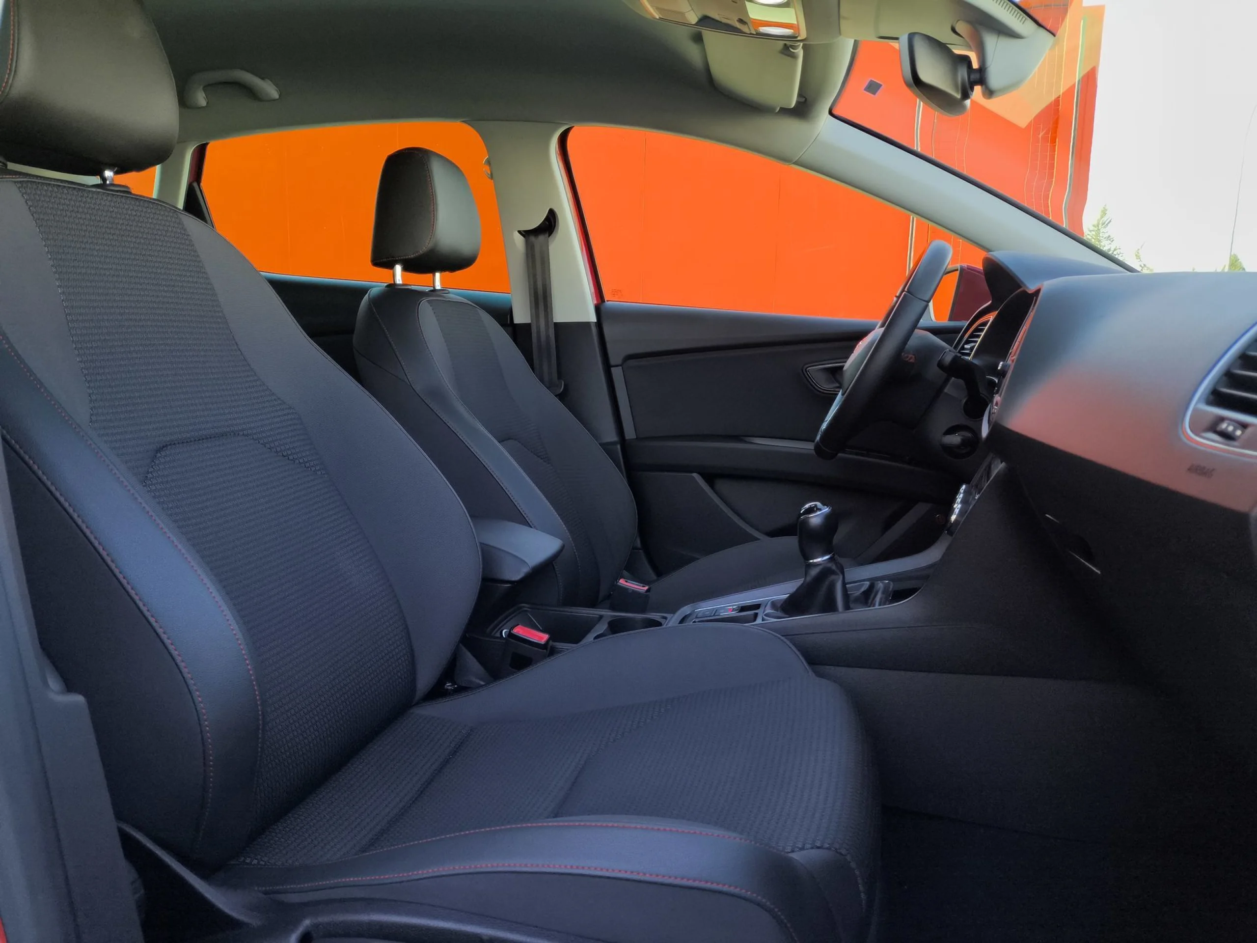 Seat León 1.5 TSI SANDS FR Edition 96 kW (130 CV) - Foto 20
