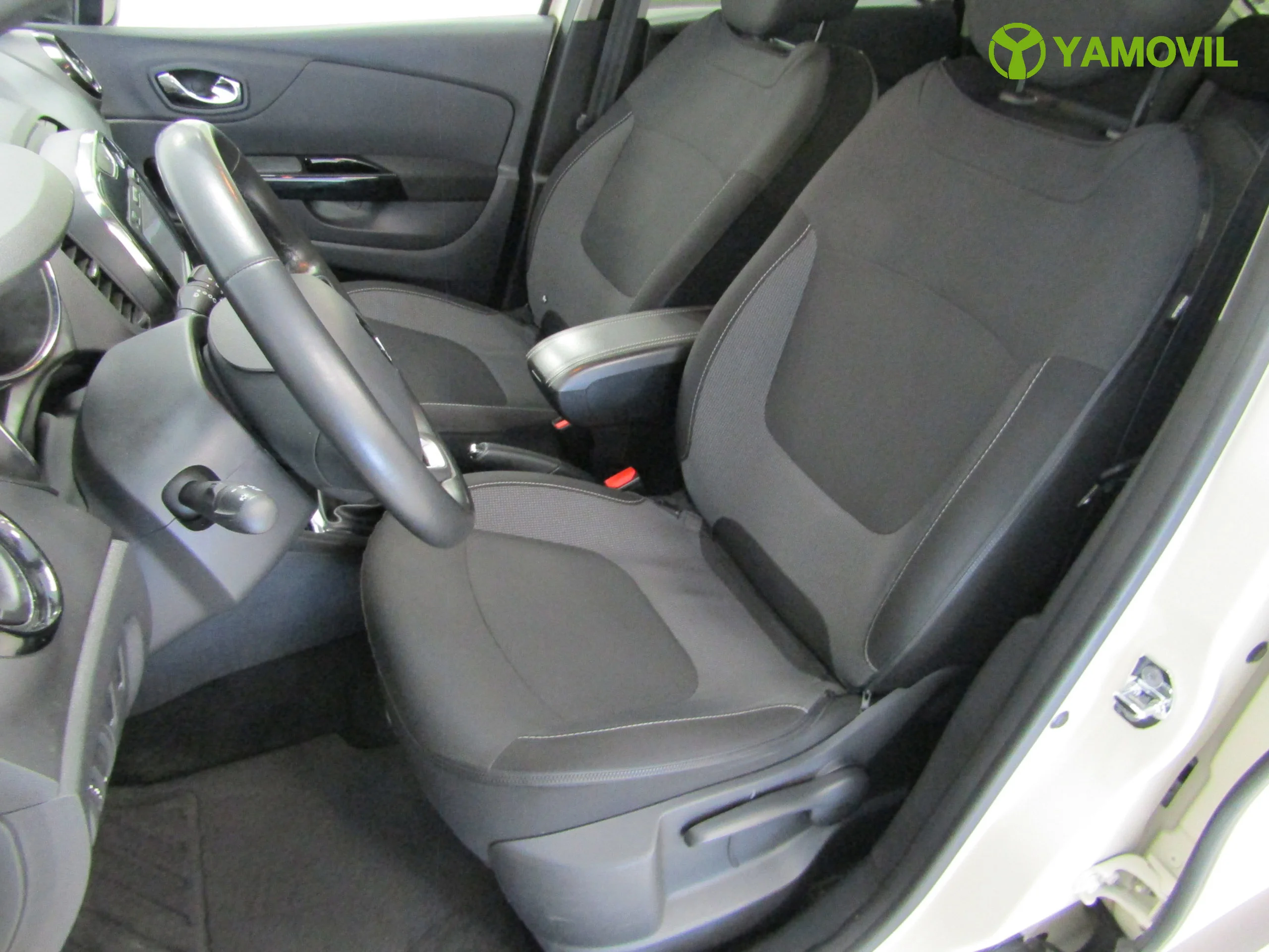 Renault Captur 1.5 DCI 110CV ZEN ENERGY - Foto 13