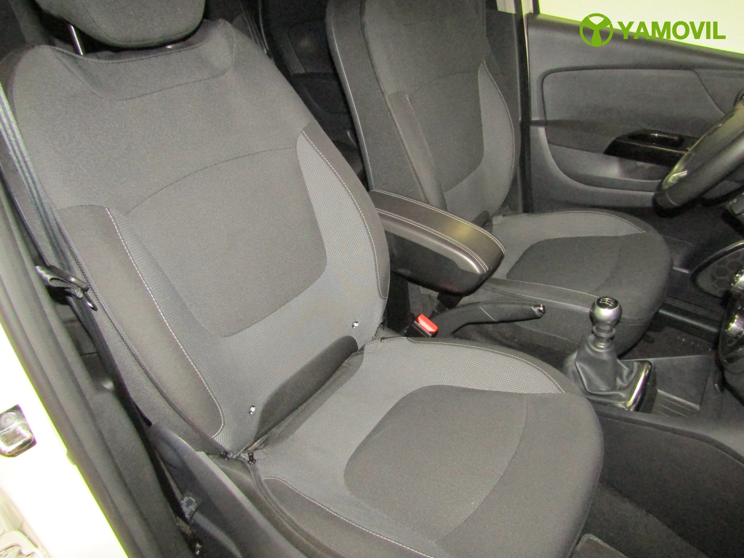 Renault Captur 1.5 DCI 110CV ZEN ENERGY - Foto 16