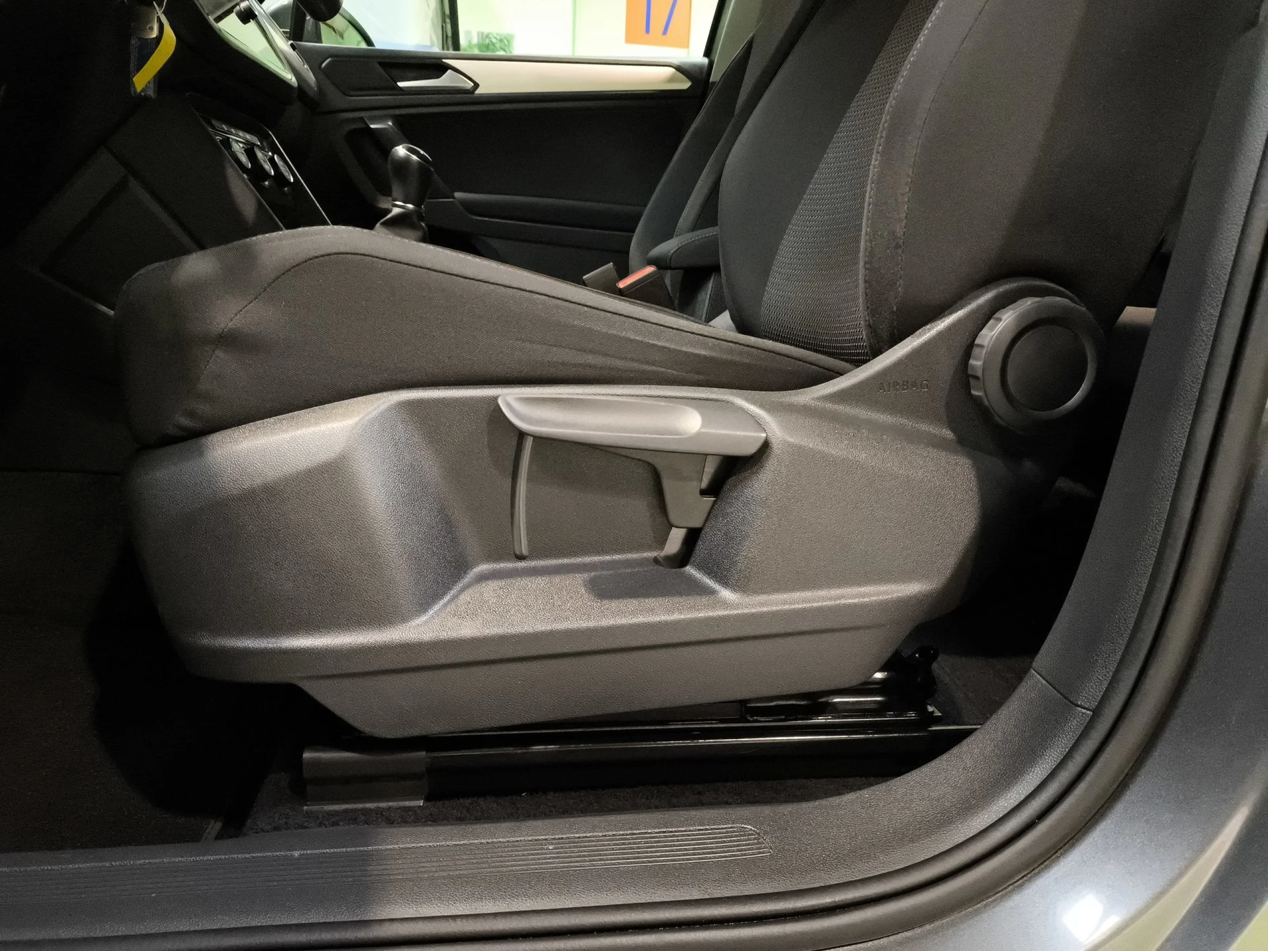 Volkswagen Tiguan Edition 1.6 TDI 85 kW (115 CV) - Foto 12
