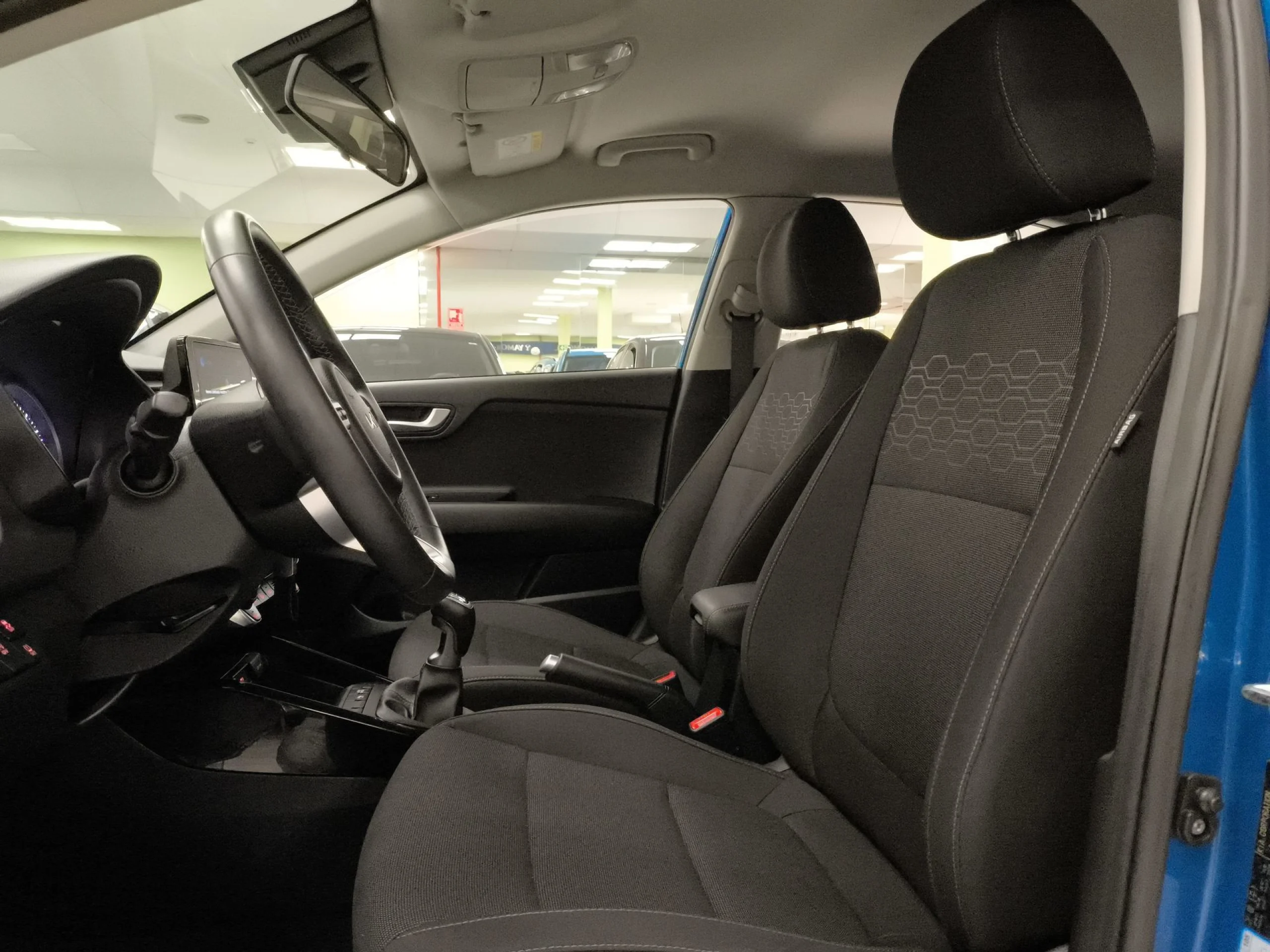 Kia Rio 1.0 T-GDi MHEV iMT Drive 74 kW (100 CV) - Foto 8