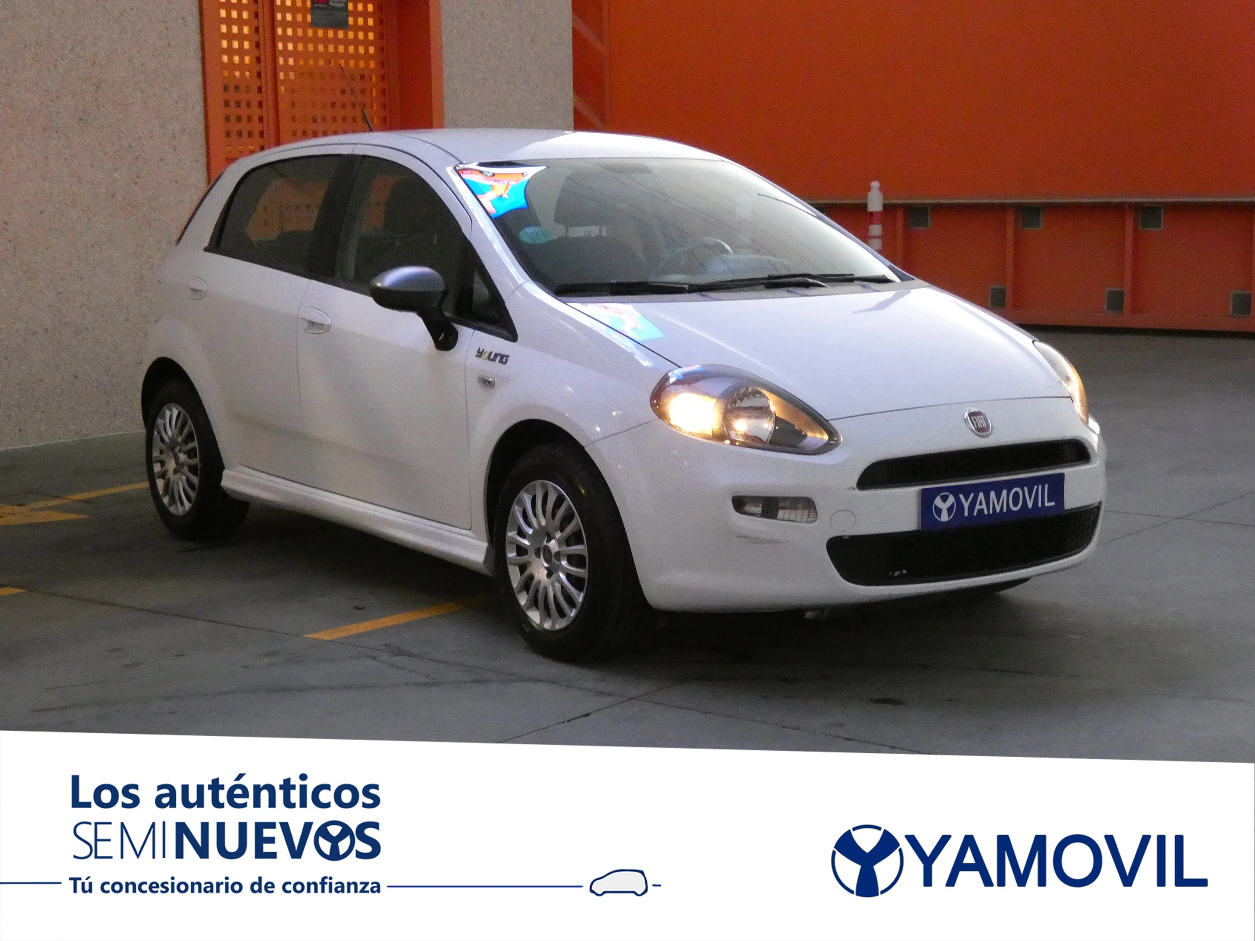 Fiat Punto 1.2 YOUNG - Foto 3