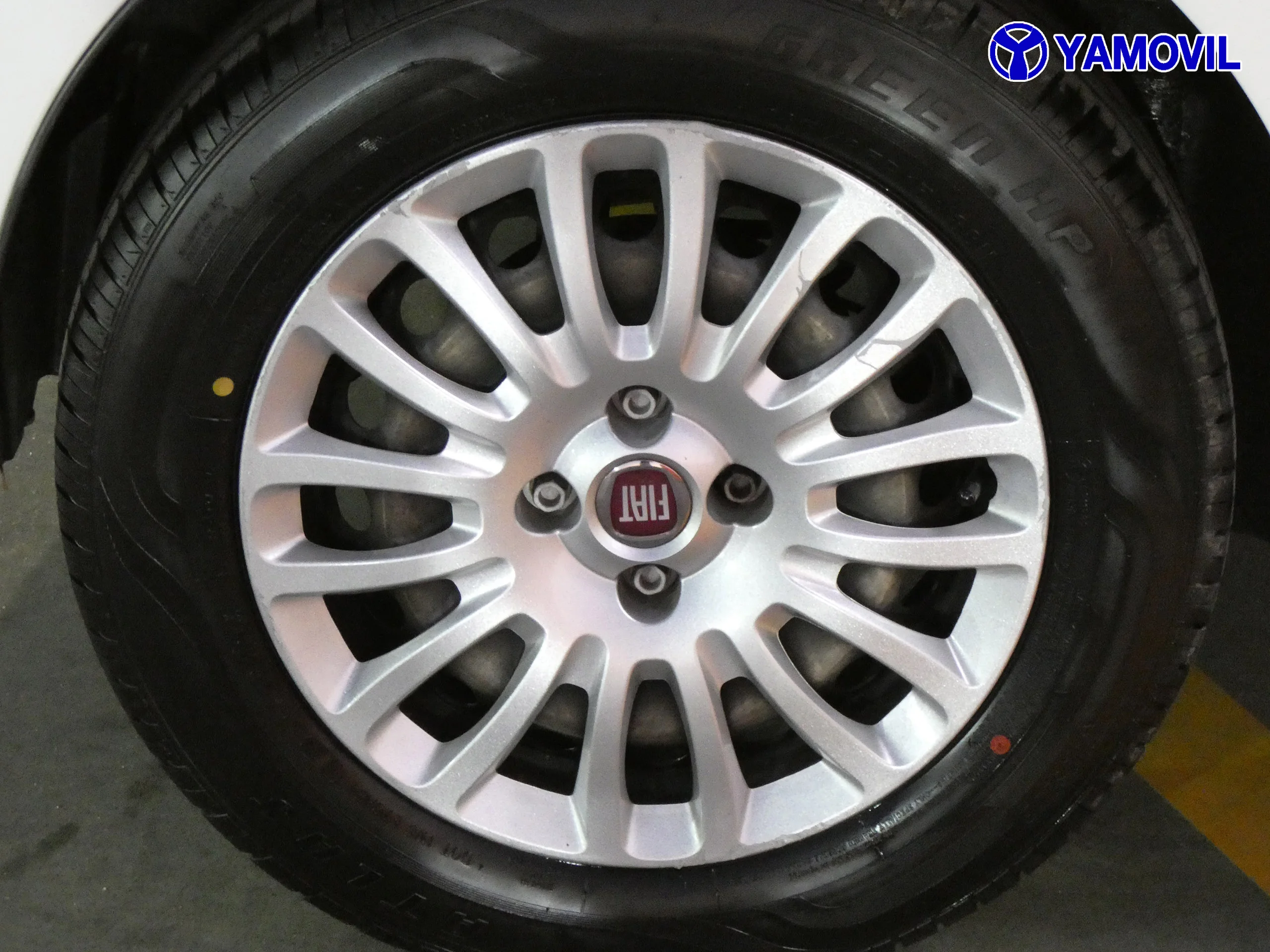 Fiat Punto 1.2 YOUNG - Foto 11