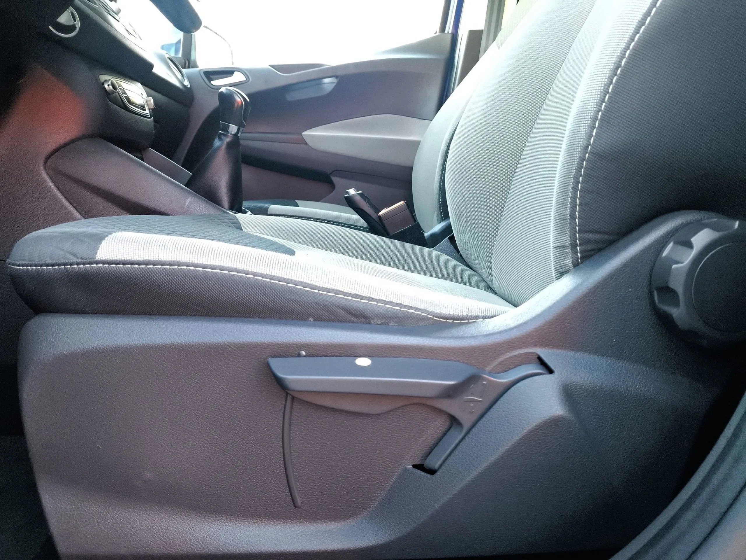 Ford Tourneo Courier 1.0 EcoBoost Trend 74 kW (100 CV) - Foto 9