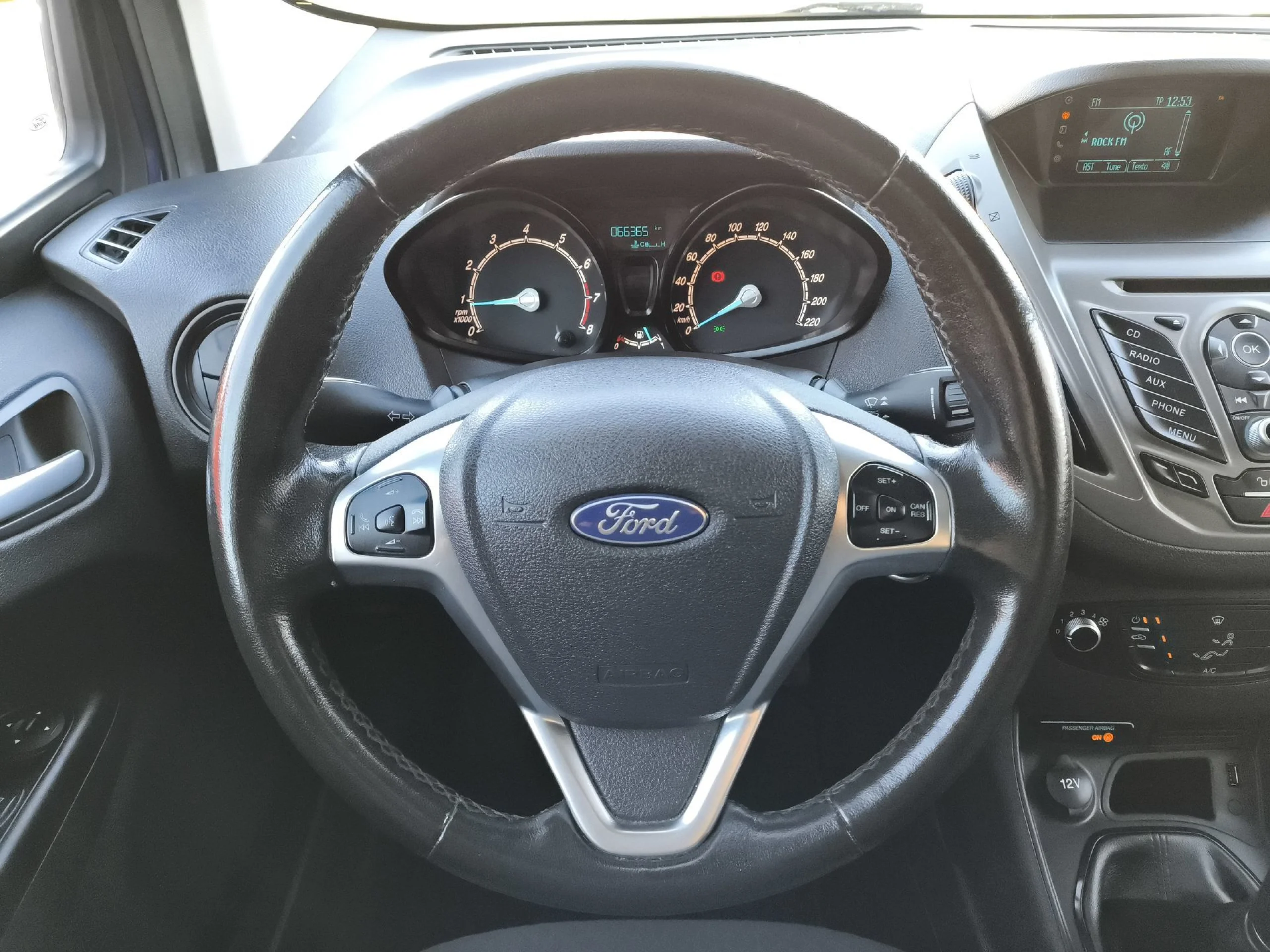 Ford Tourneo Courier 1.0 EcoBoost Trend 74 kW (100 CV) - Foto 11