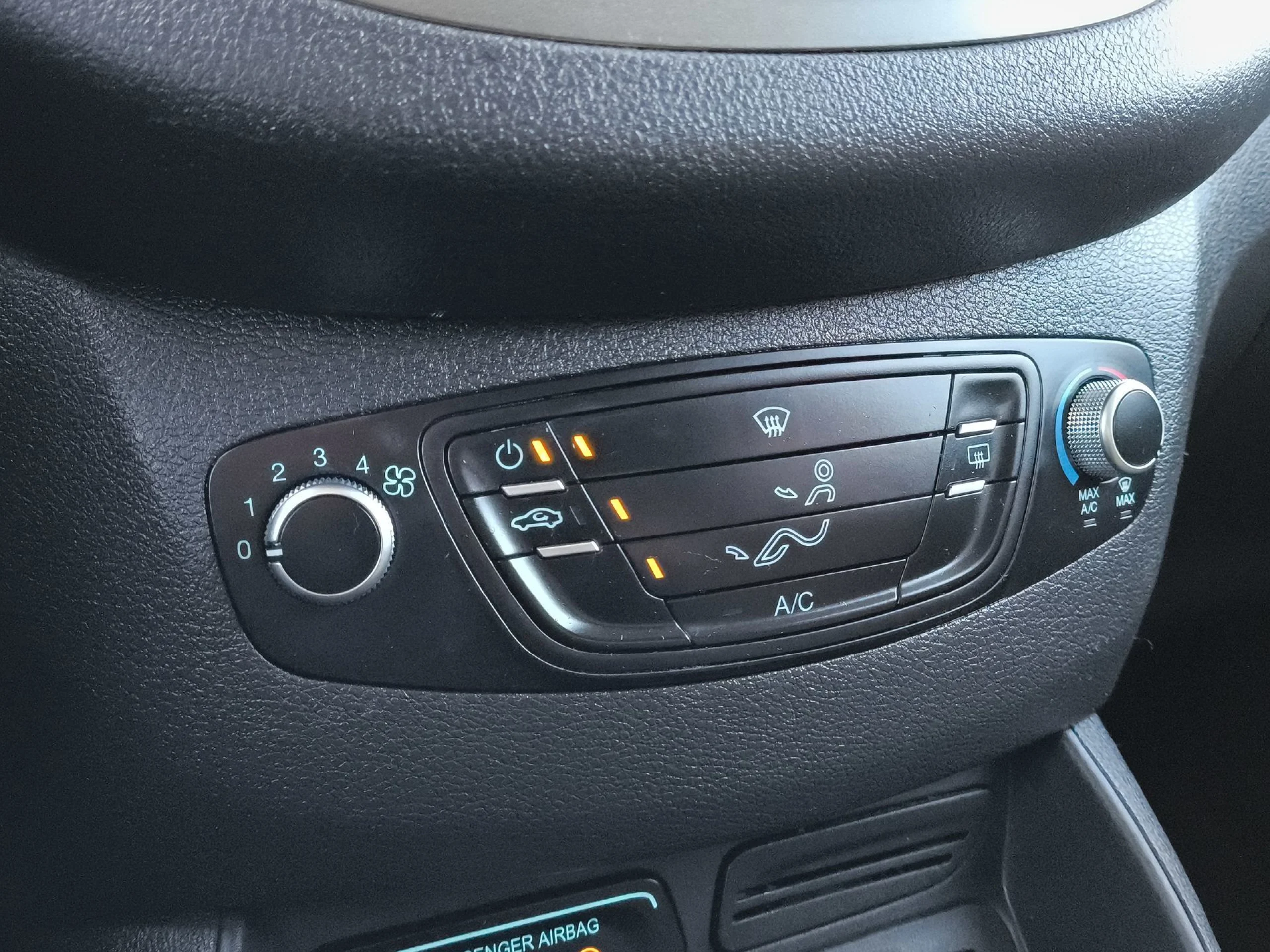 Ford Tourneo Courier 1.0 EcoBoost Trend 74 kW (100 CV) - Foto 14