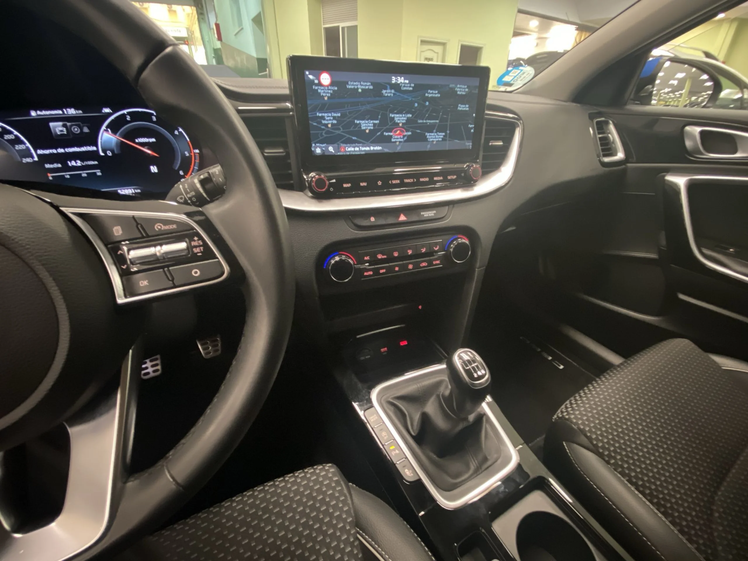 Kia Ceed tourer 1.6 MHEV iMT eMotion 100 kW (136 CV) - Foto 18