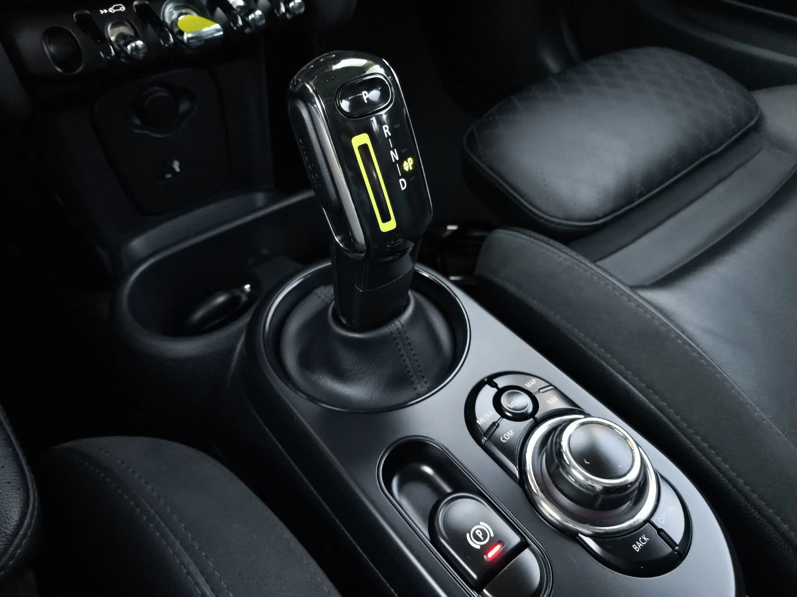 MINI MINI 3 Puertas Cooper SE 135 kW (184 CV) - Foto 20