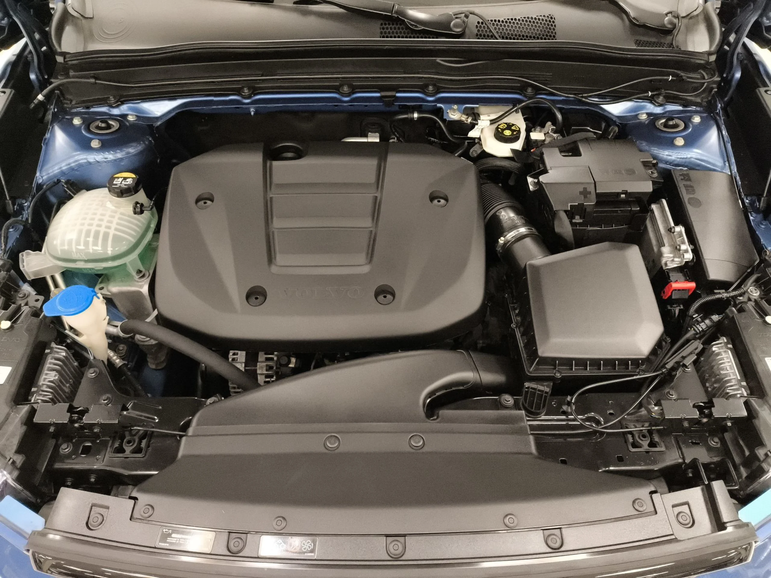 Volvo XC40 T3 R-Design Auto 120 kW (163 CV) - Foto 29