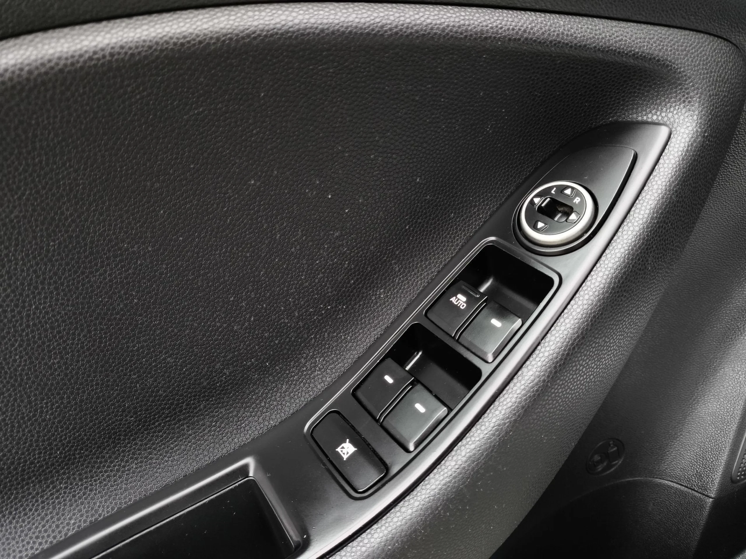 Hyundai I20 1.2 MPI Klass 62 kW (84 CV) - Foto 10