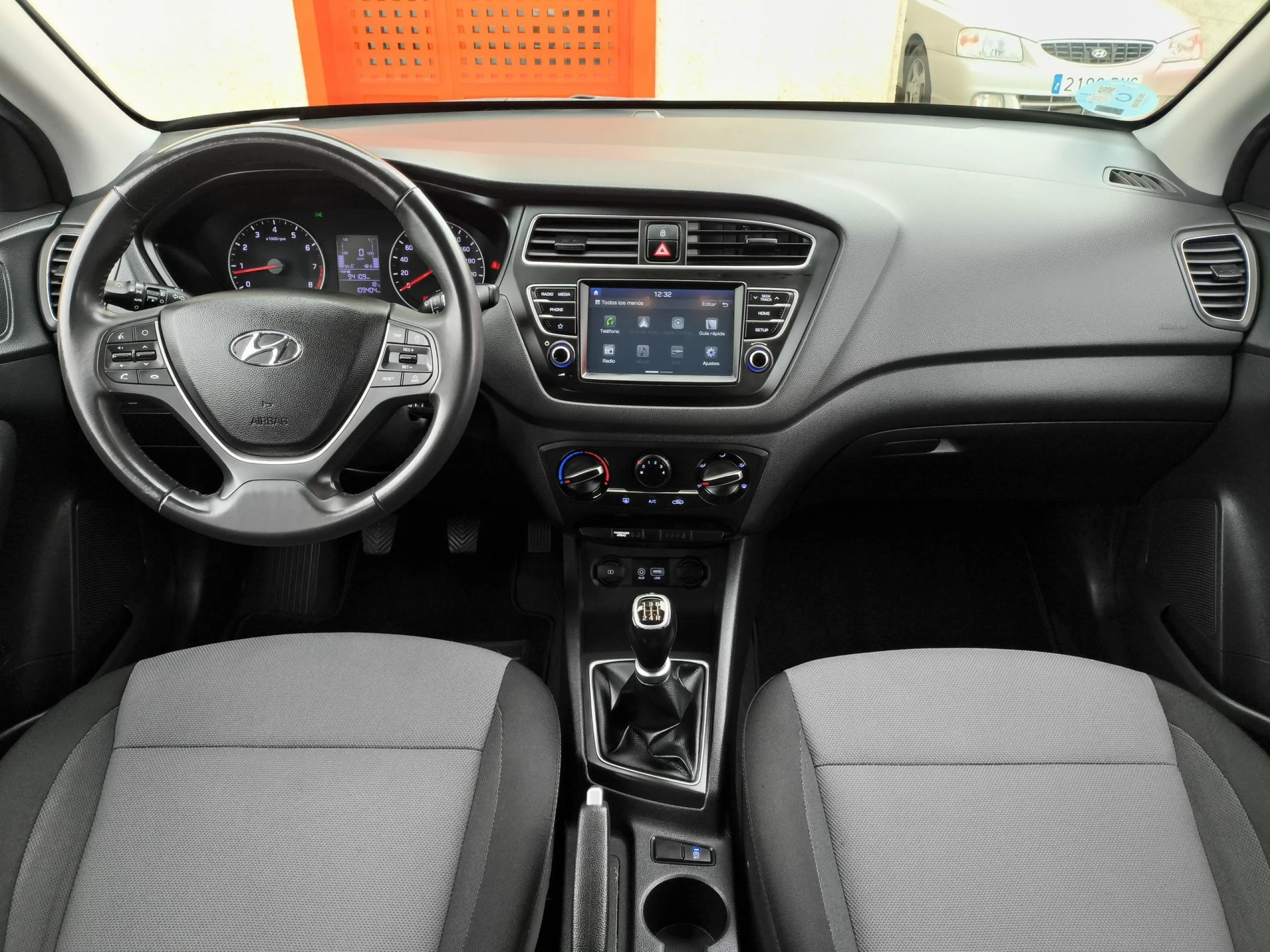 Hyundai I20 1.2 MPI Klass 62 kW (84 CV) - Foto 11