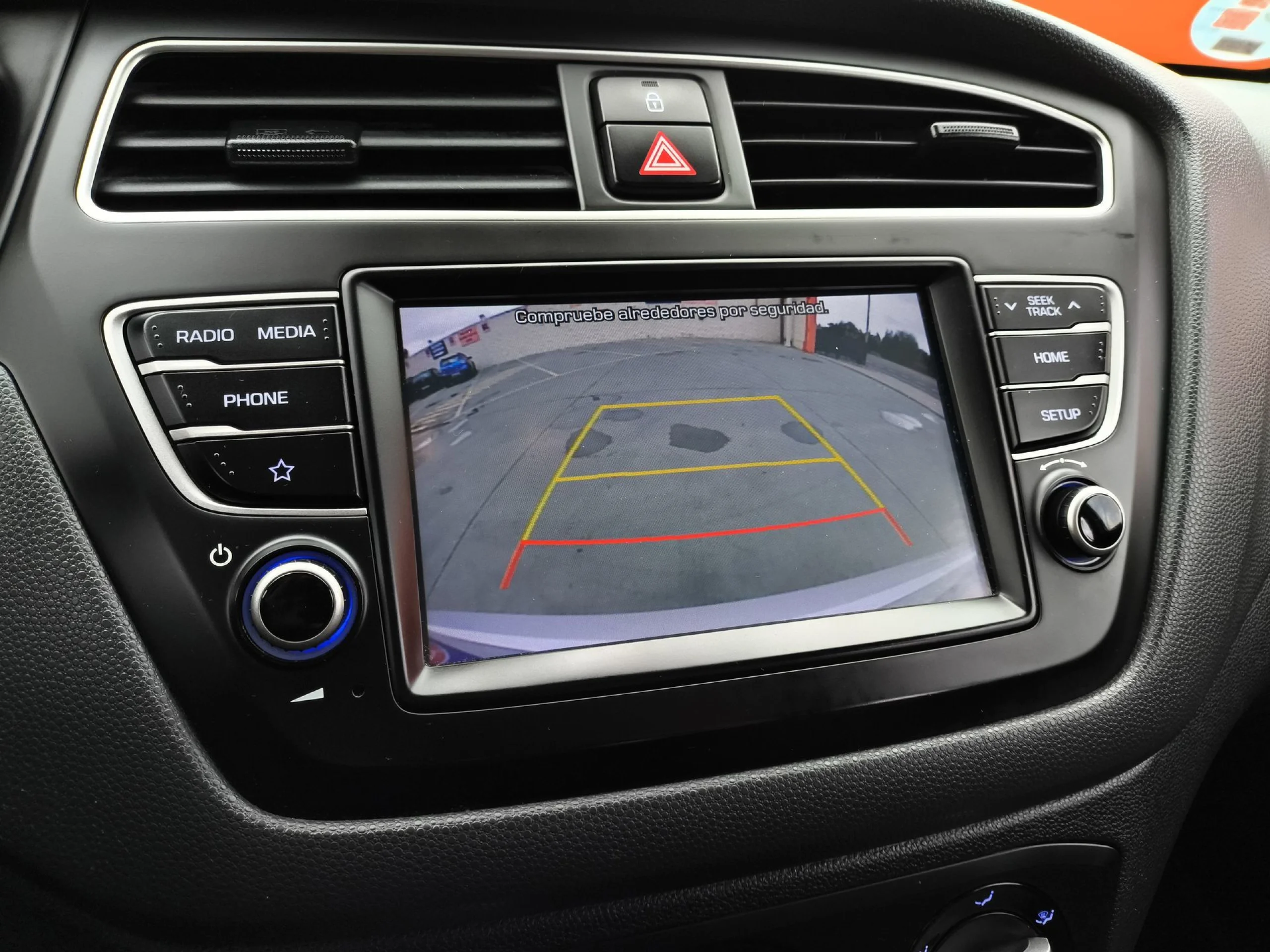 Hyundai I20 1.2 MPI Klass 62 kW (84 CV) - Foto 17