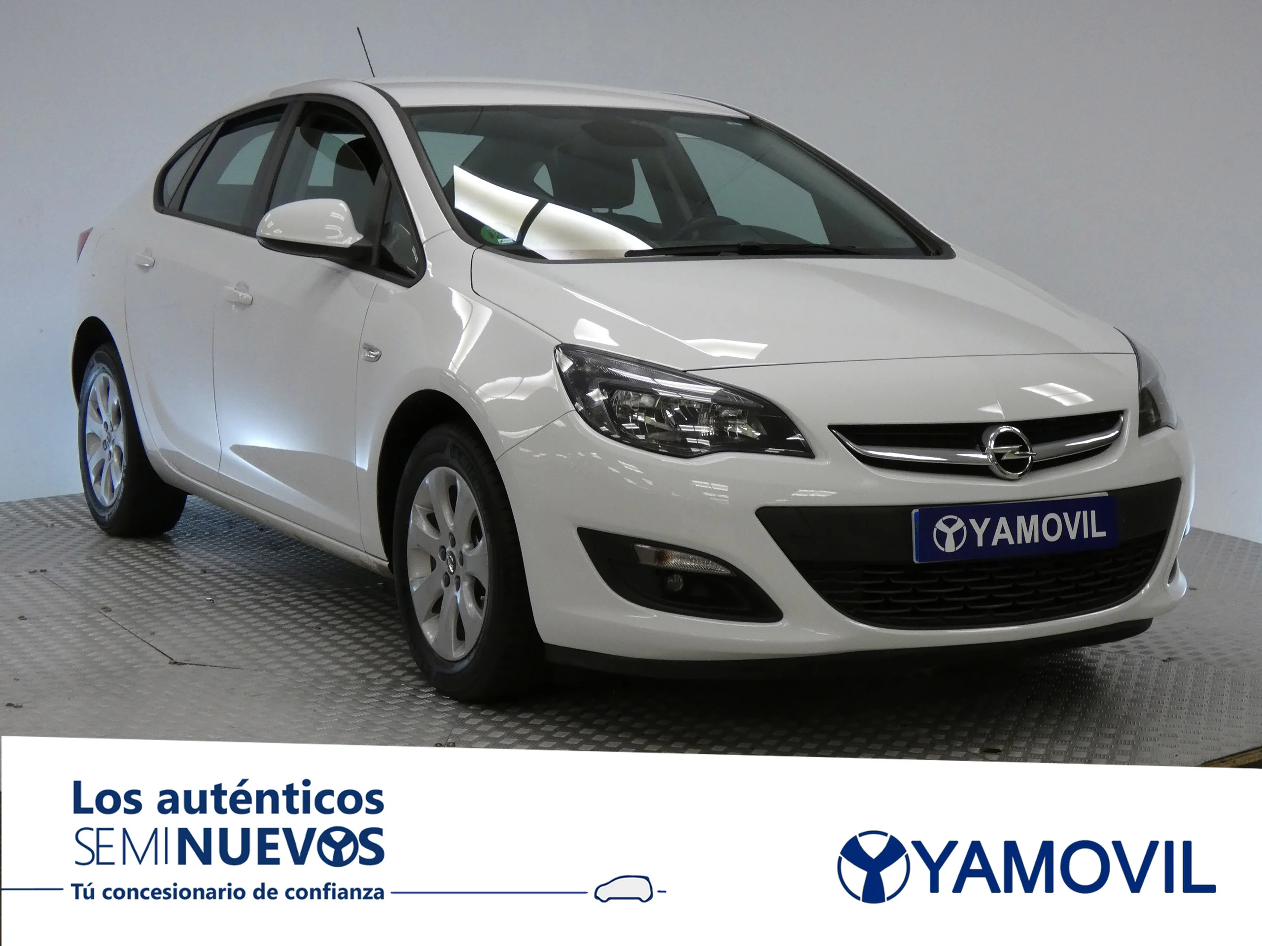 Opel Astra 1.4 TURBO GLP ELEGANCE 4P - Foto 2