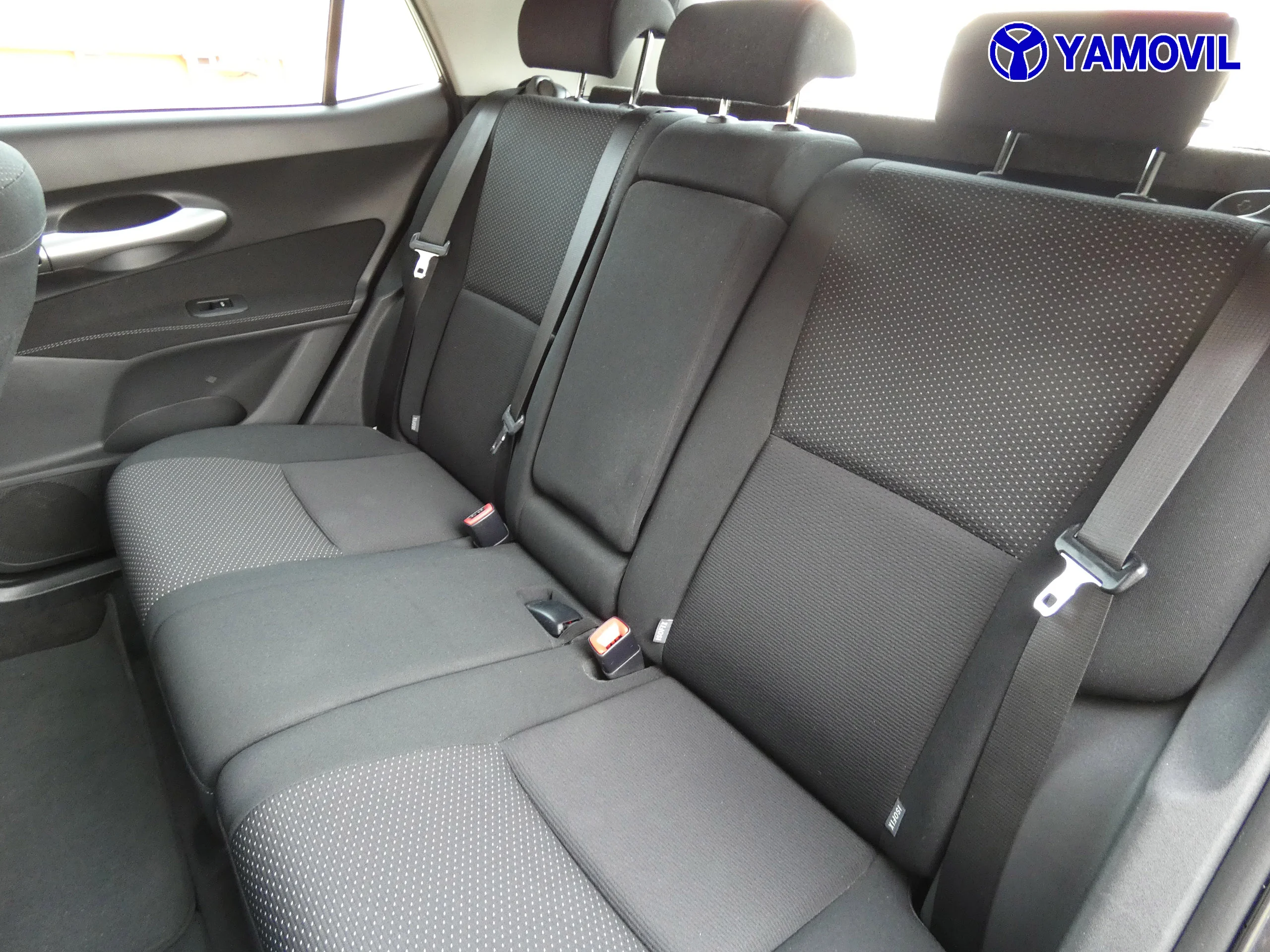 Toyota Auris 1.4D ACTIVE 5P - Foto 14