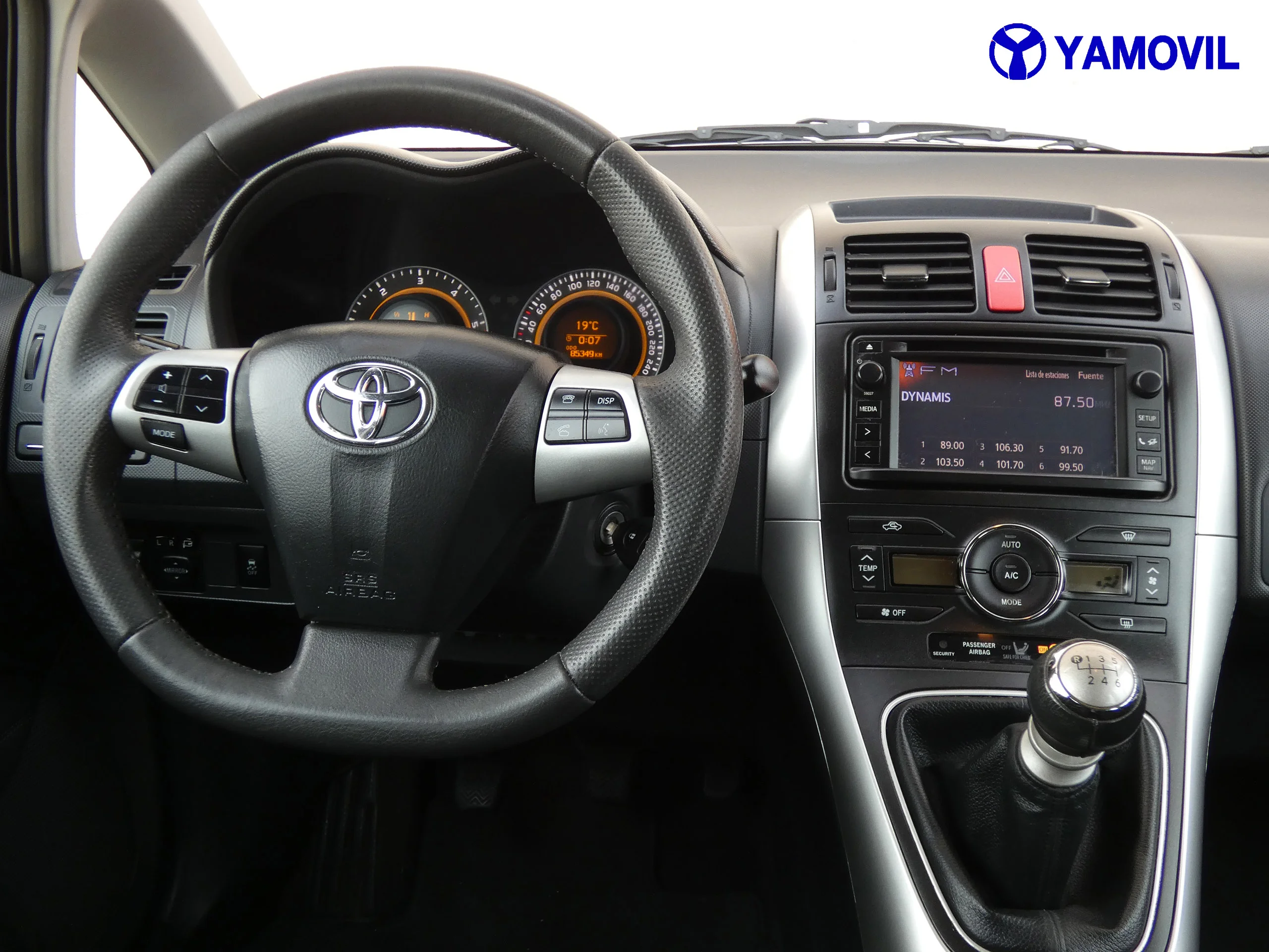 Toyota Auris 1.4D ACTIVE 5P - Foto 17