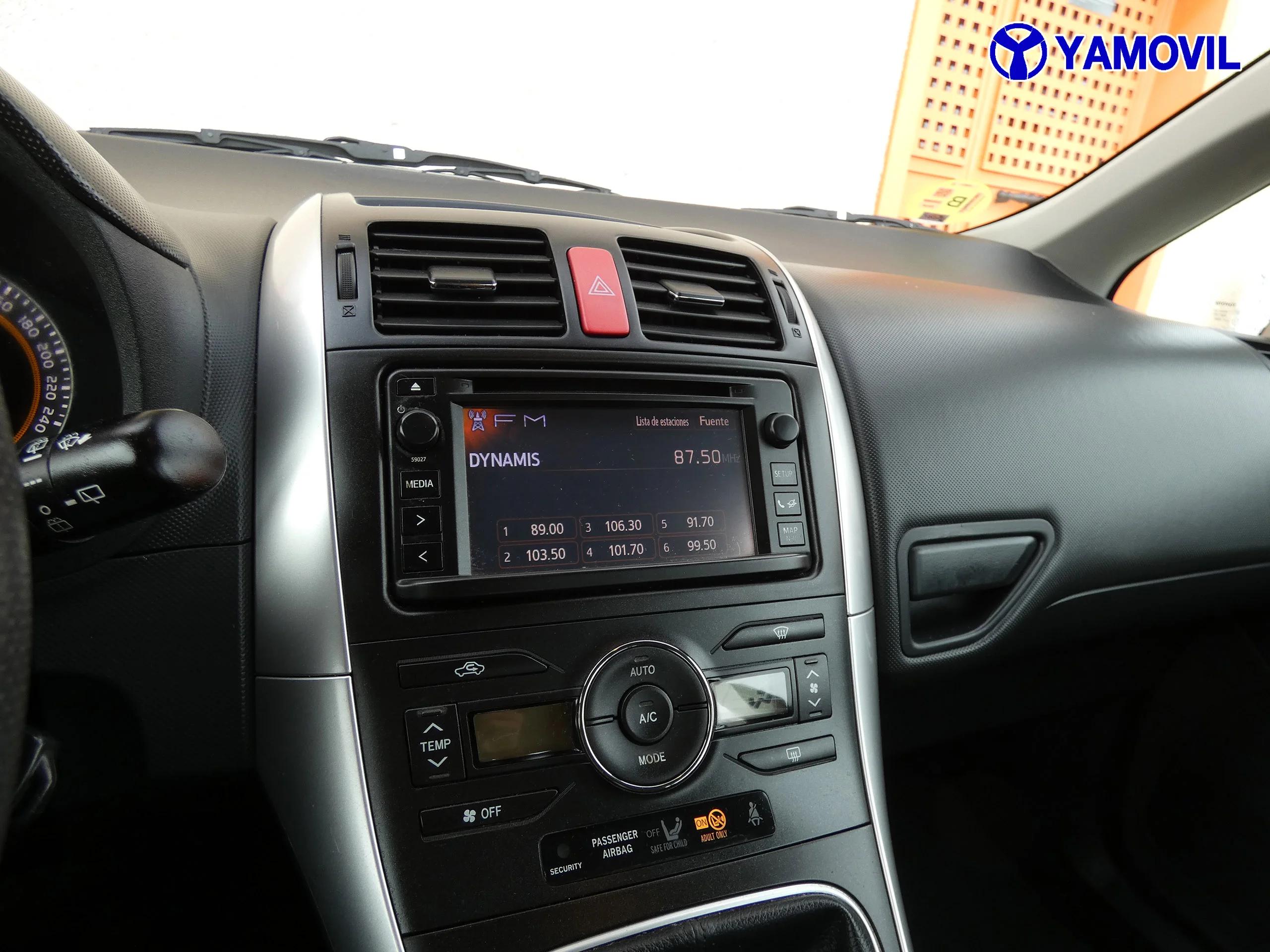Toyota Auris 1.4D ACTIVE 5P - Foto 23