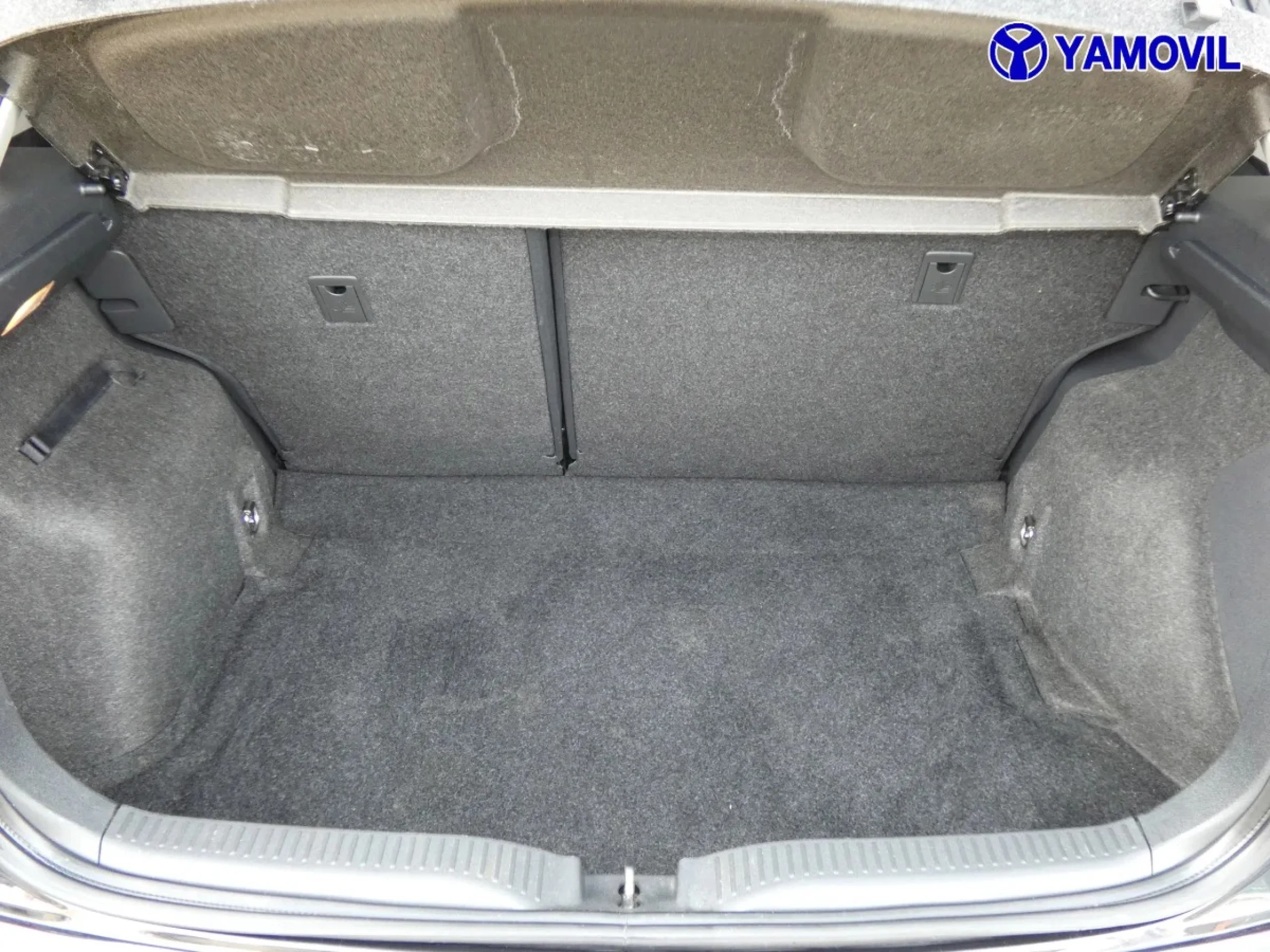 Toyota Auris 90D Active 66 kW (90 CV) - Foto 7
