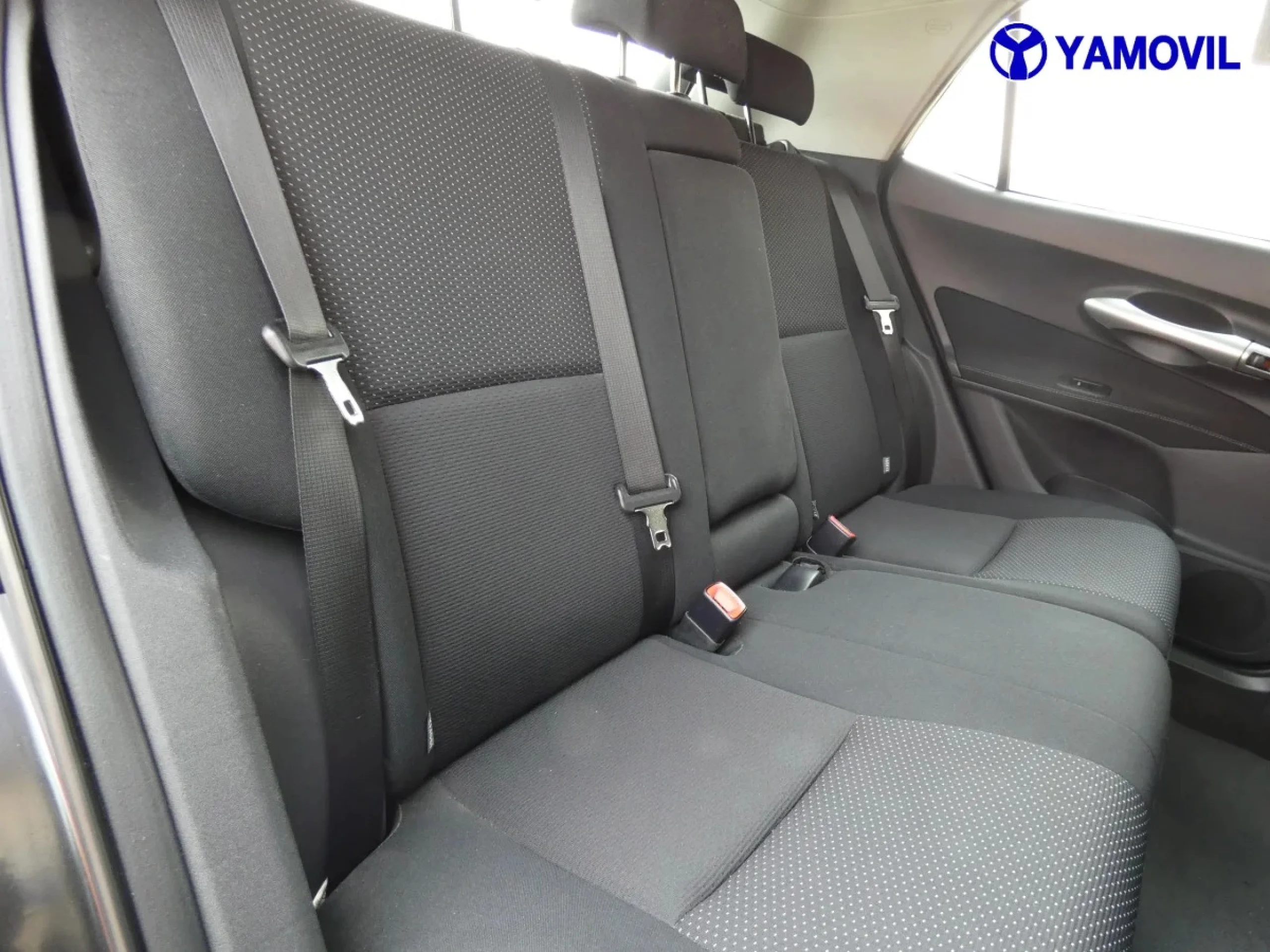 Toyota Auris 90D Active 66 kW (90 CV) - Foto 16
