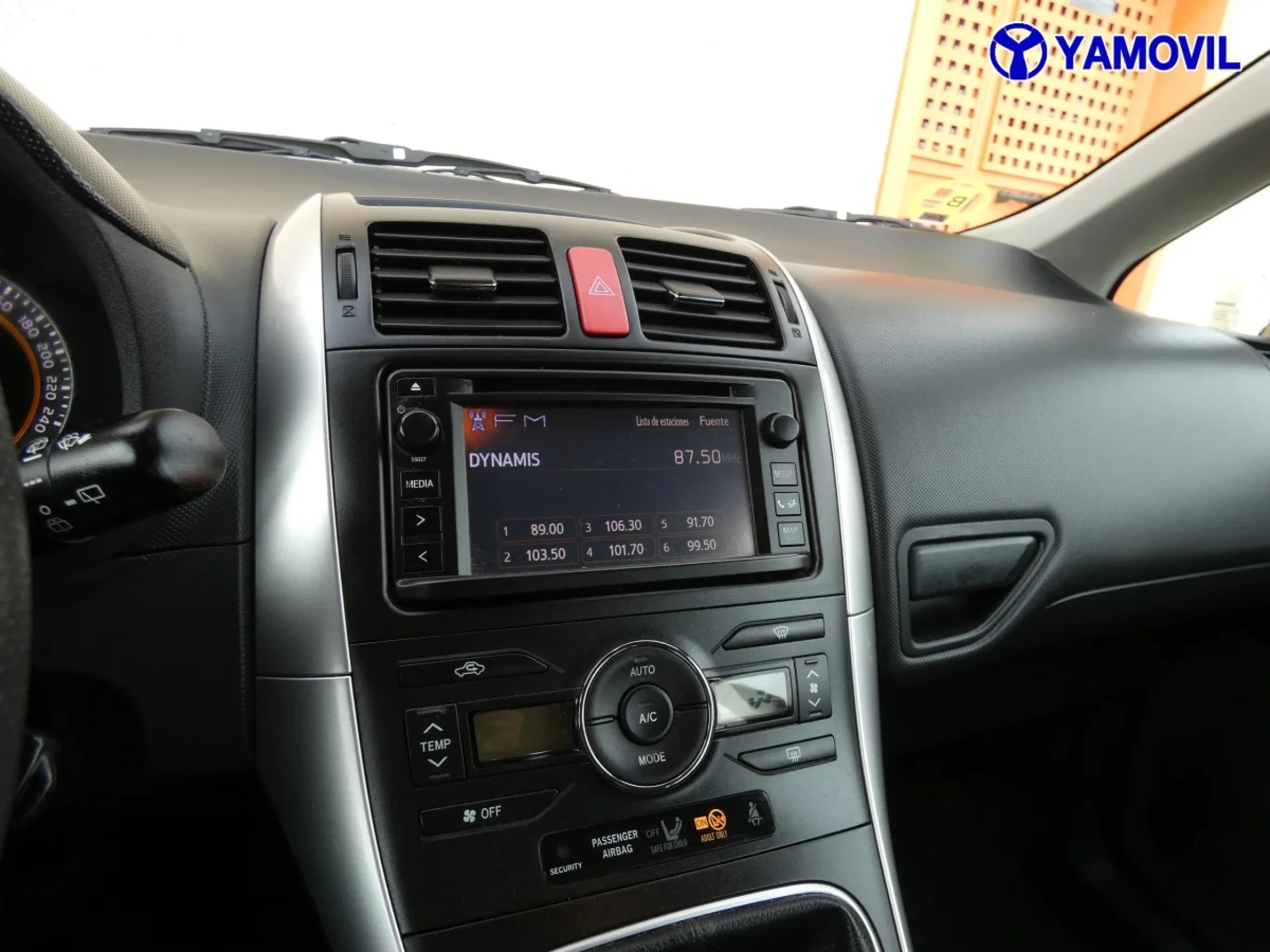 Toyota Auris 90D Active 66 kW (90 CV) - Foto 23