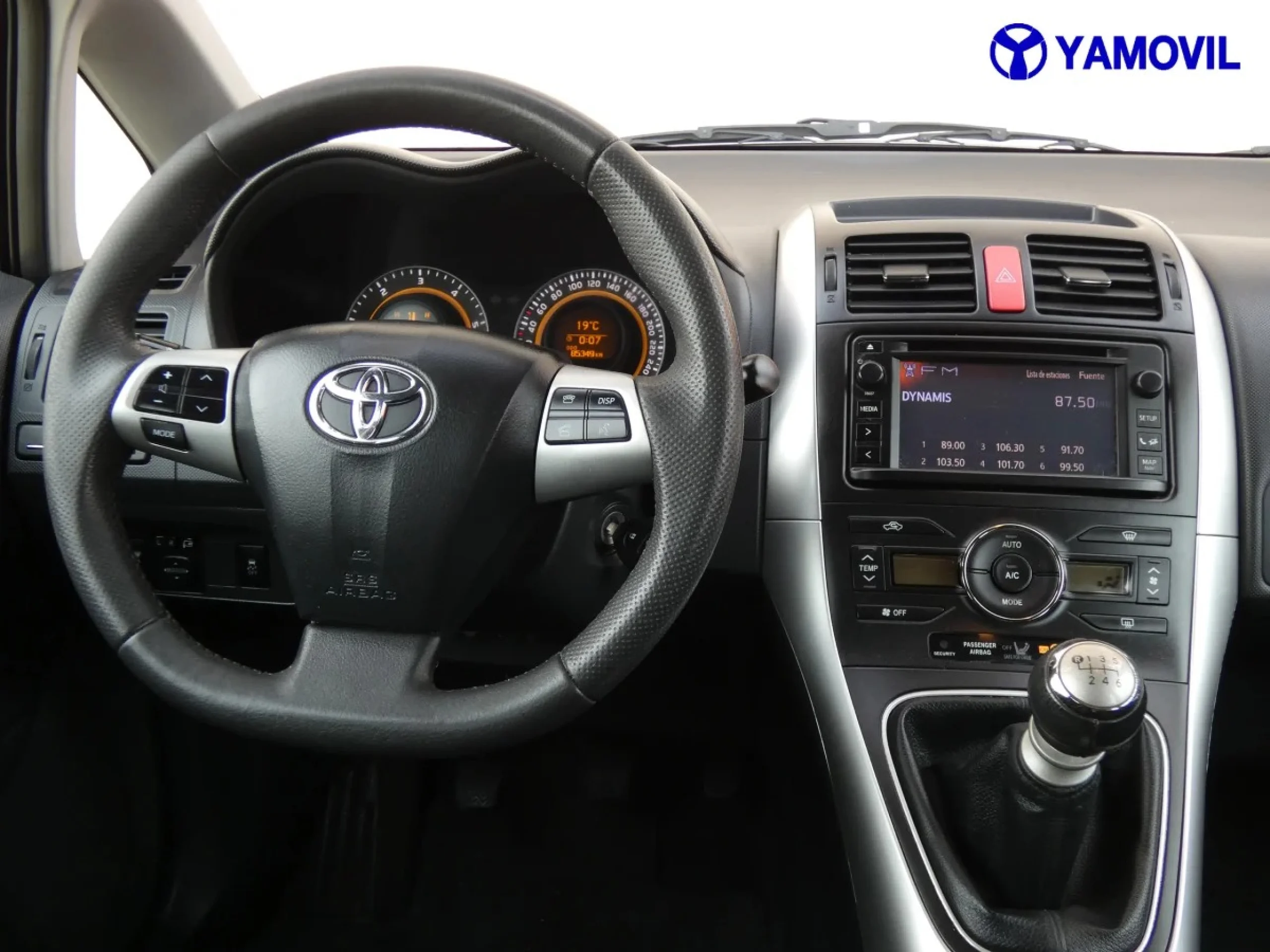 Toyota Auris 90D Active 66 kW (90 CV) - Foto 17