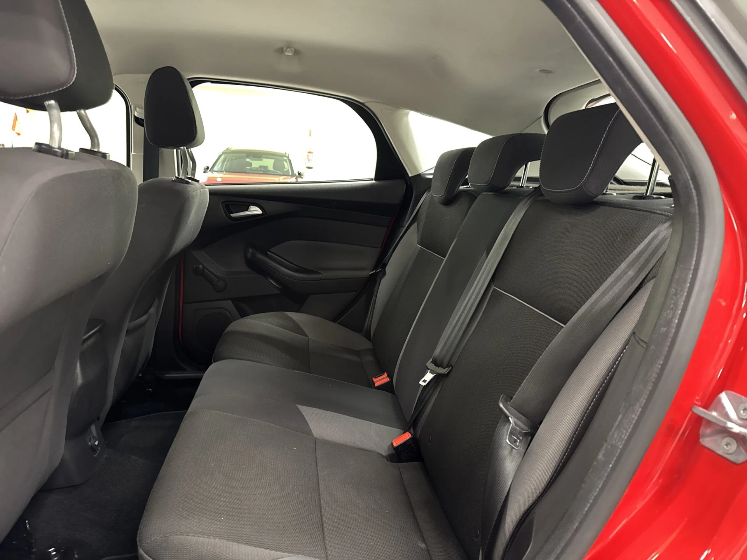 Ford Focus 1.6 TDCI Trend 70 kW (95 CV) - Foto 18