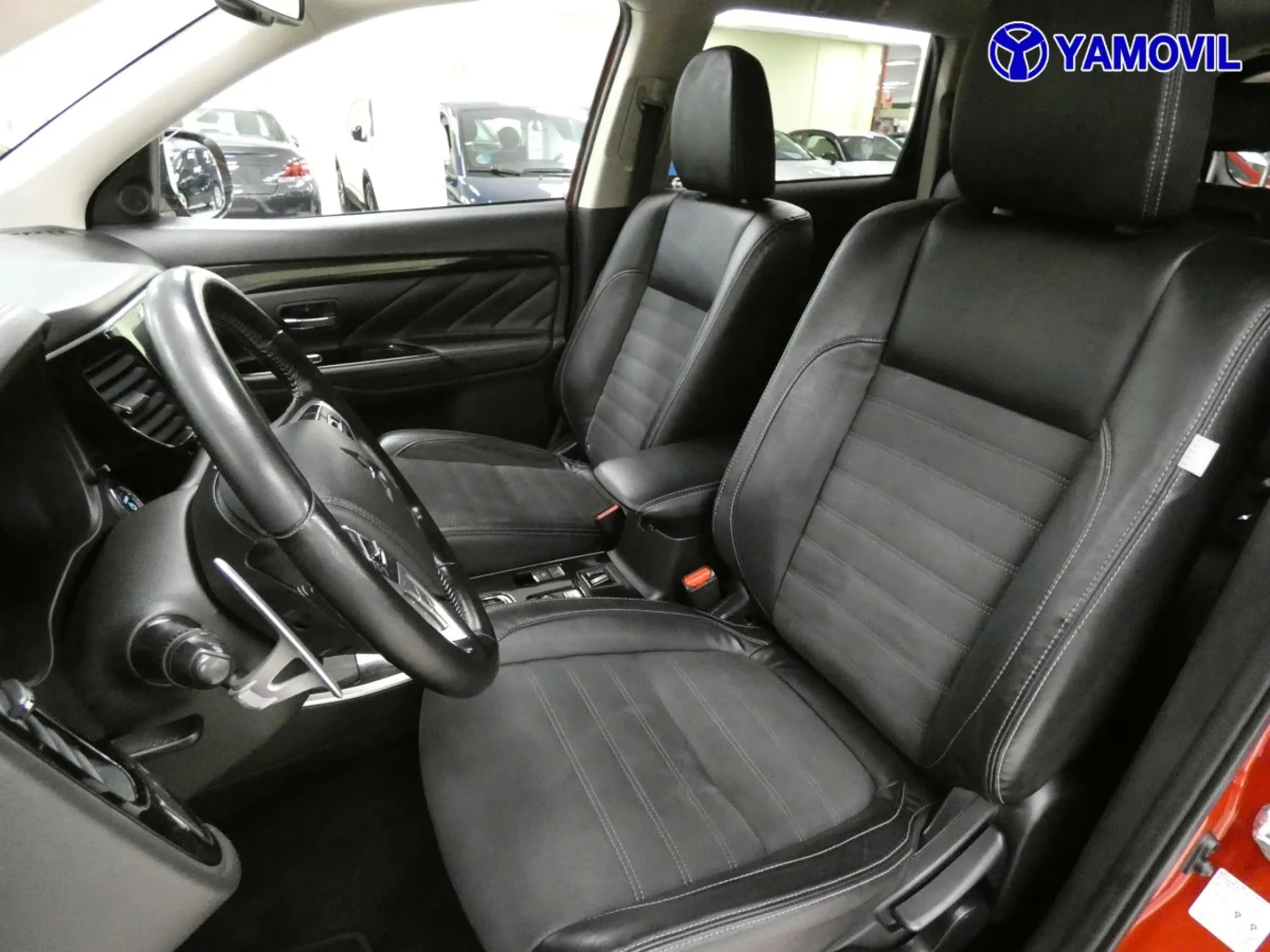 Mitsubishi Outlander 2.0 PHEV Kaiteki 4WD Auto 149 kW (203 CV) - Foto 13