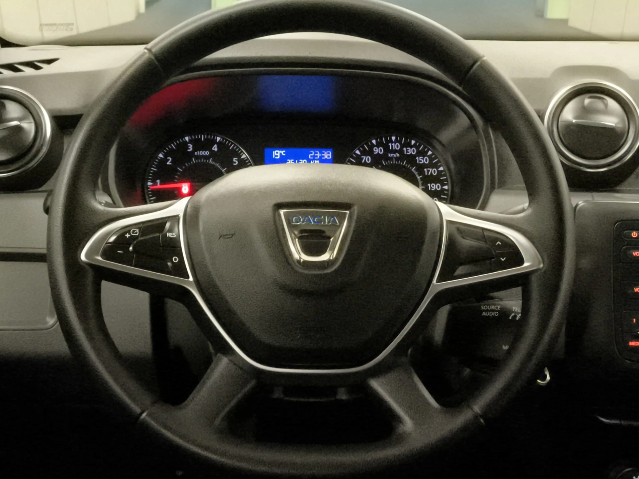Dacia Duster Essential Blue dCi 70 kW (95 CV) 4x2 - Foto 11