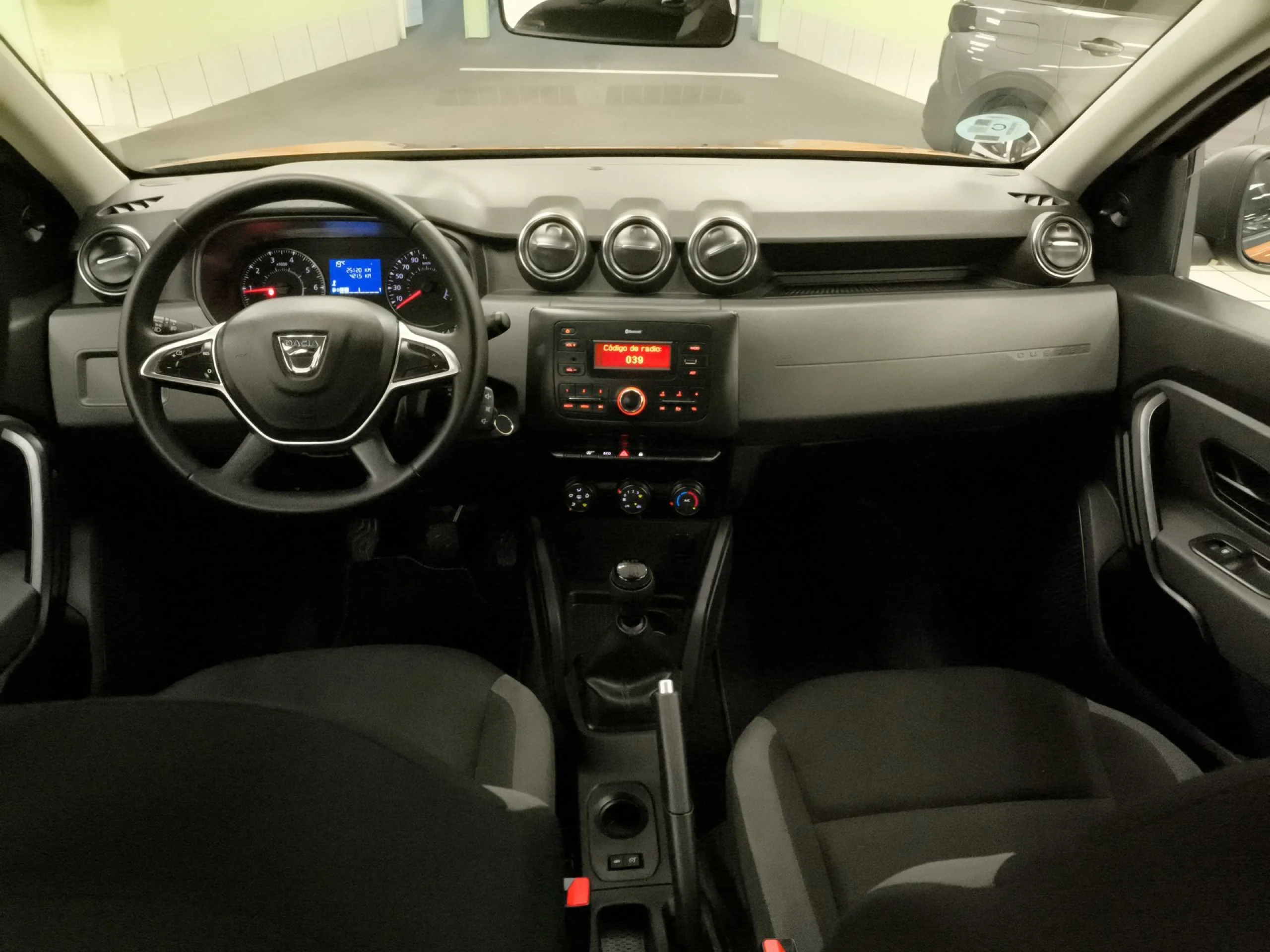 Dacia Duster Essential Blue dCi 70 kW (95 CV) 4x2 - Foto 16